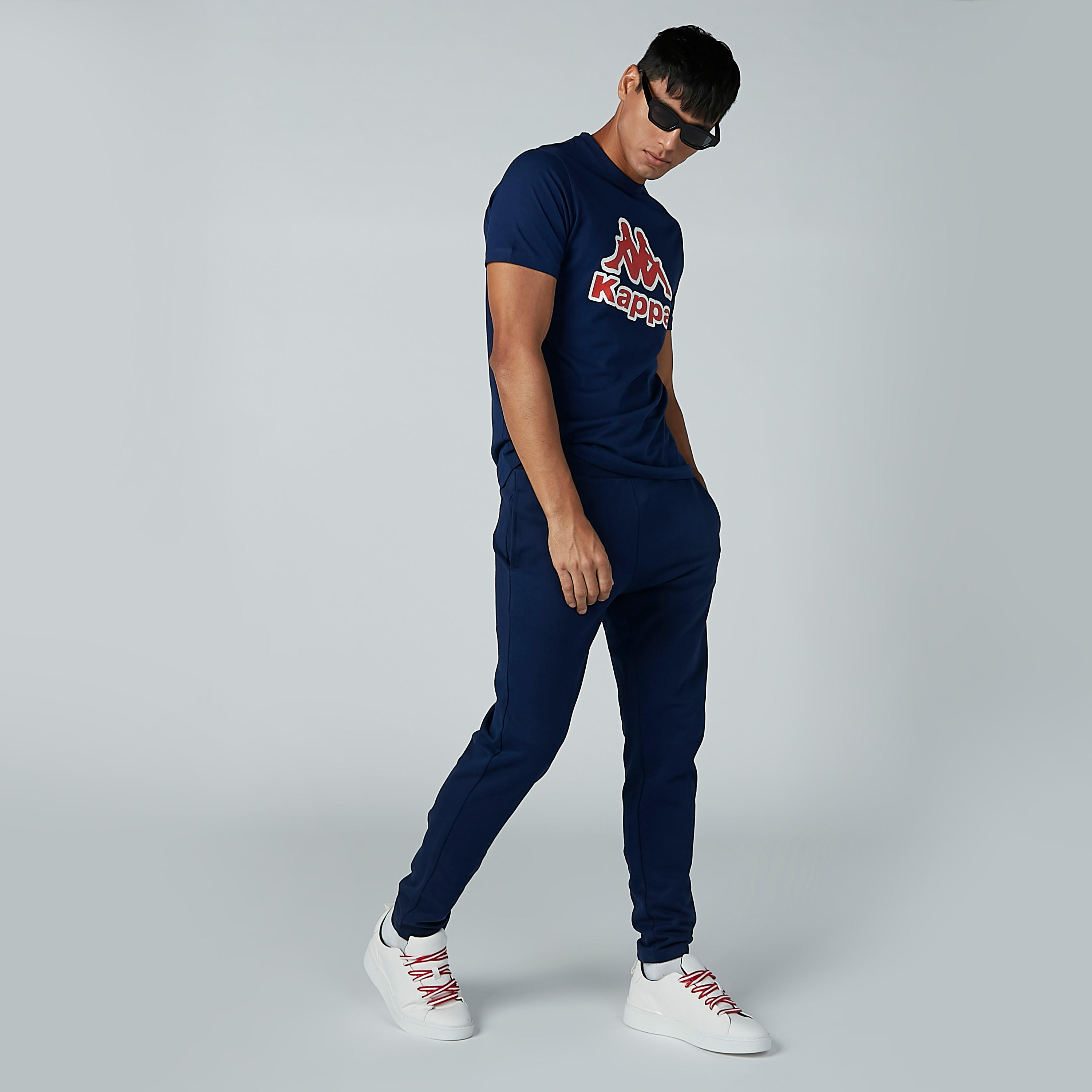 تيشيرت بياقة مستديرة وأكمام قصيرة وطبعات من كابا-men-clothing-tshirtsandpolos-tshirts-image-2