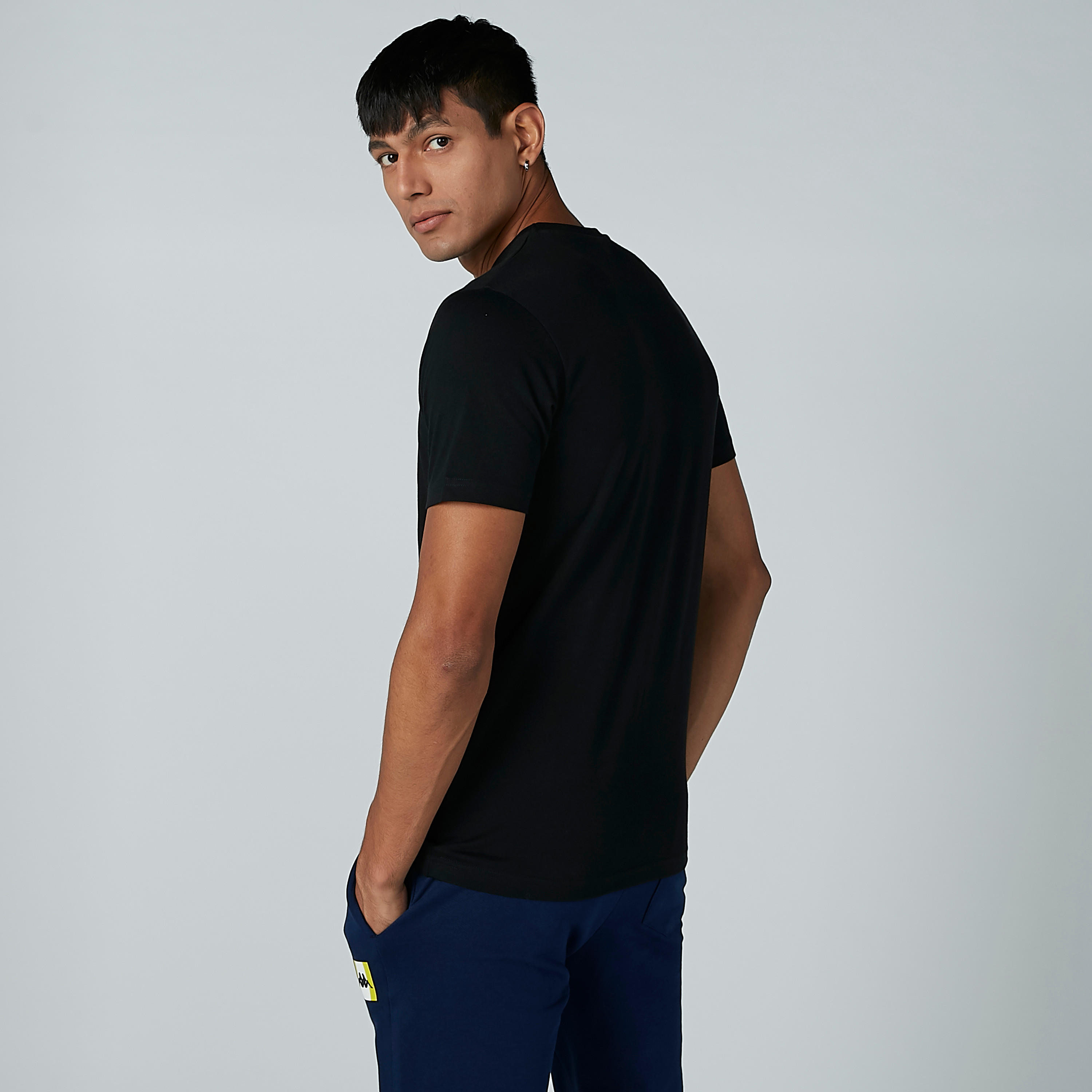 تيشيرت بياقة مستديرة وأكمام قصيرة وطبعات من كابا-men-clothing-tshirtsandpolos-tshirts-image-4