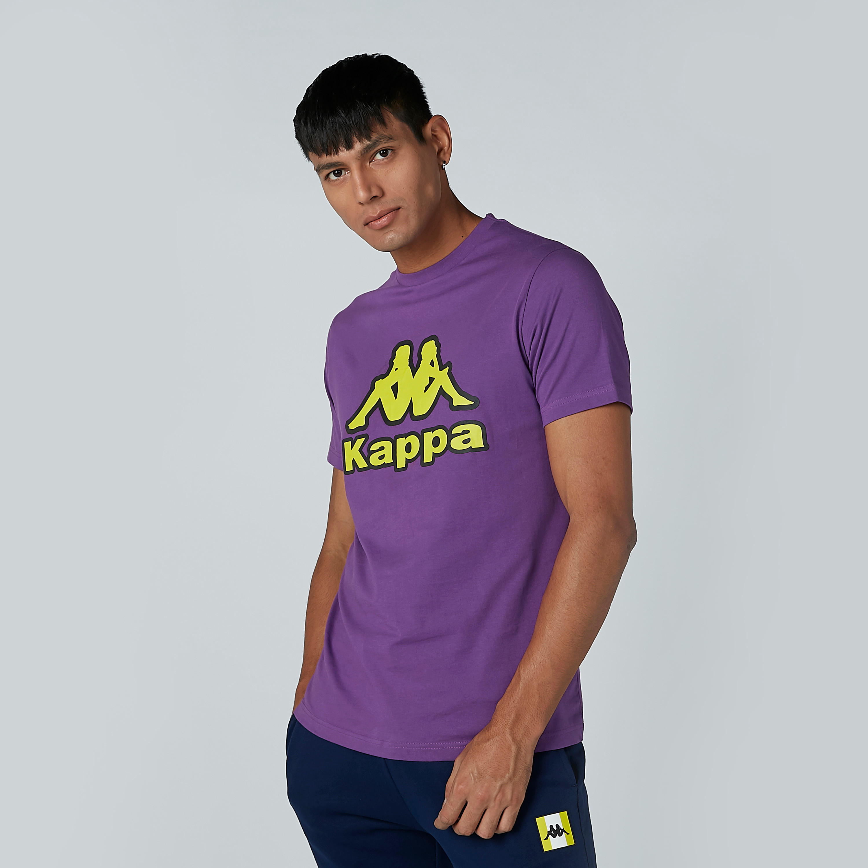 تيشيرت بياقة مستديرة وأكمام قصيرة وطبعات من كابا-men-clothing-tshirtsandpolos-tshirts-image-2
