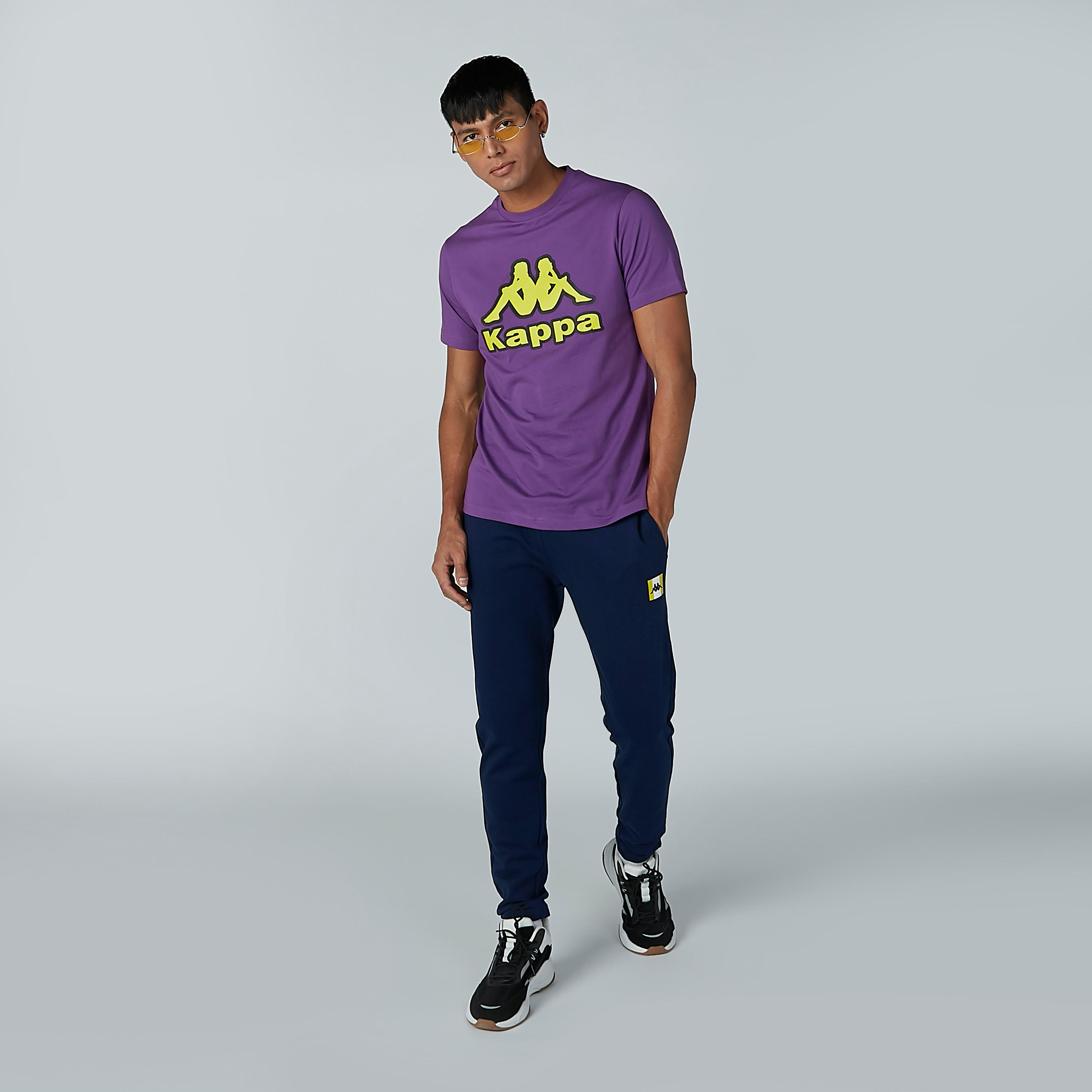 تيشيرت بياقة مستديرة وأكمام قصيرة وطبعات من كابا-men-clothing-tshirtsandpolos-tshirts-image-5