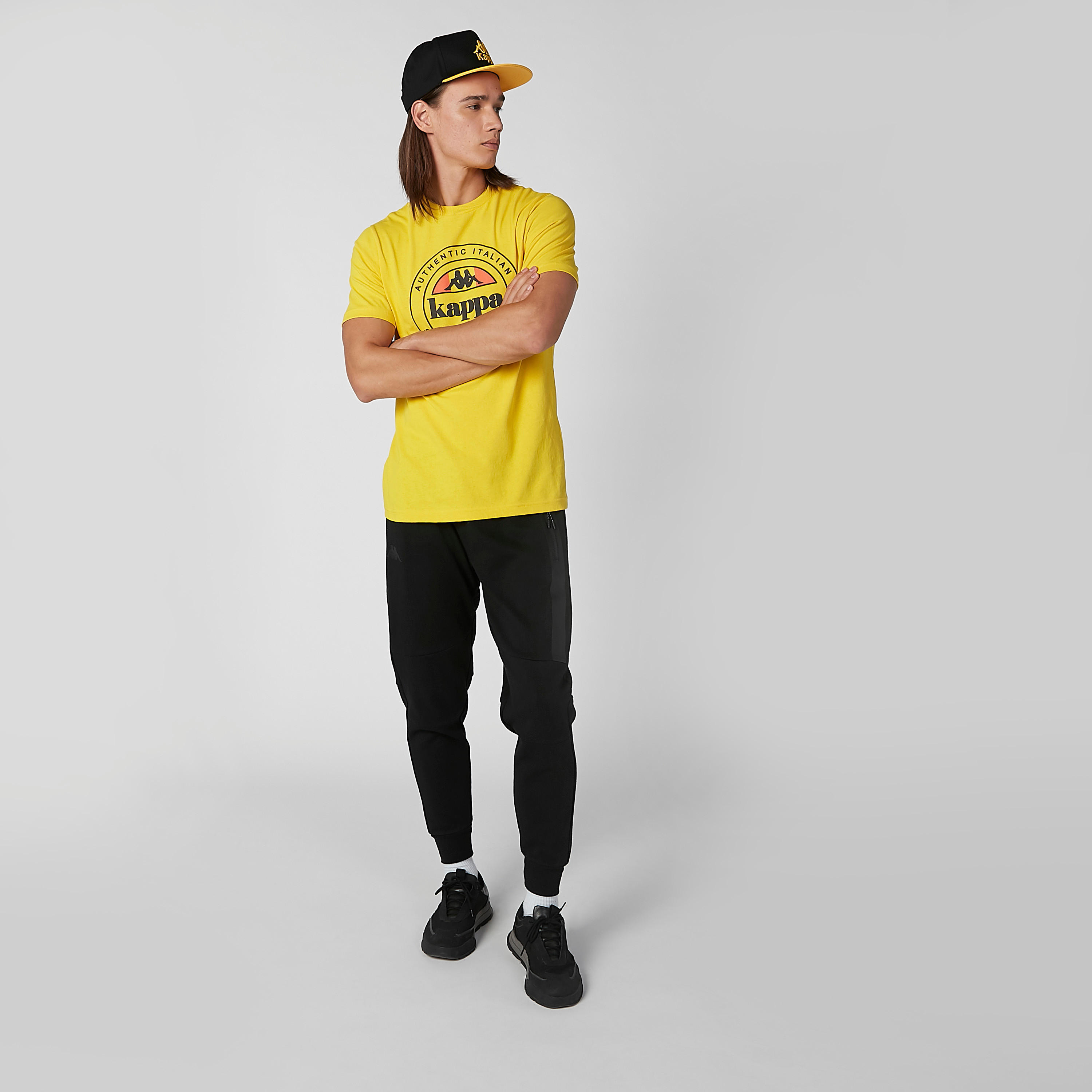 بنطلون رياضي سادة طويل برباط وجيوب من كابا-men-clothing-bottoms-joggers-image-2