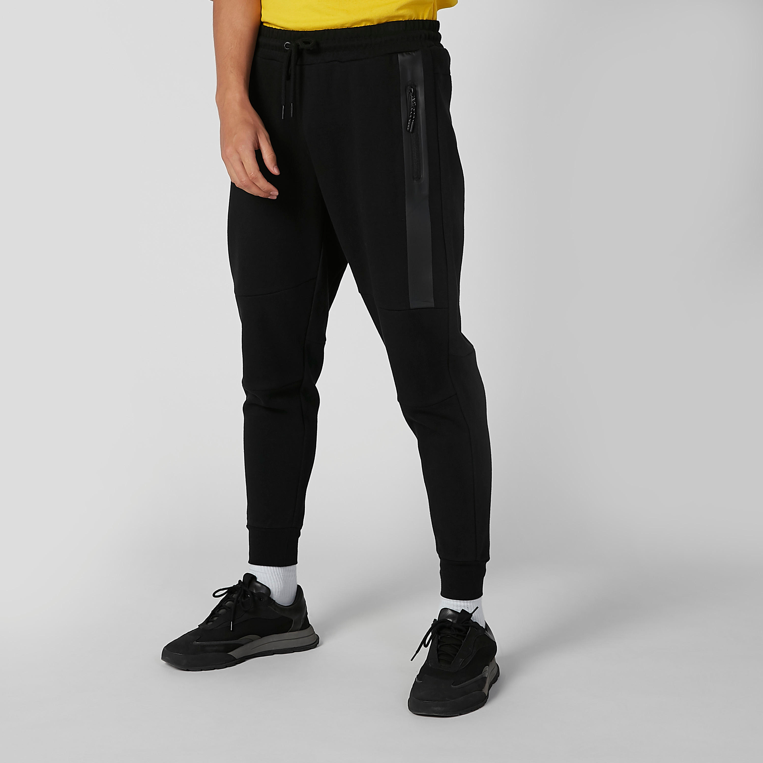 بنطلون رياضي سادة طويل برباط وجيوب من كابا-men-clothing-bottoms-joggers-image-5