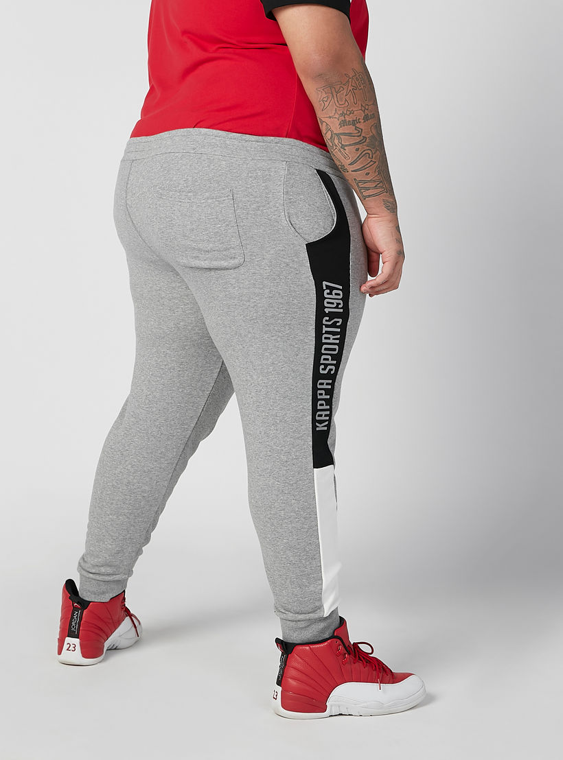 بنطلون رياضي مستدام برباط وطبعات من كابا -men-clothing-bottoms-joggers-image-2