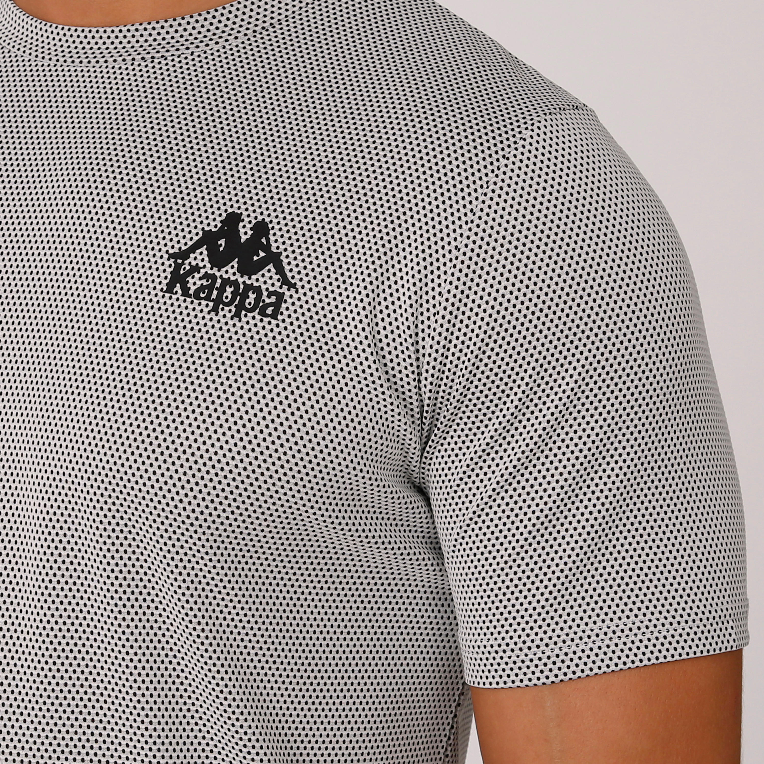 تيشيرت مثقّب بأكمام قصيرة من كابا-men-clothing-sportswearandactivewear-tshirtsandpolos-image-4