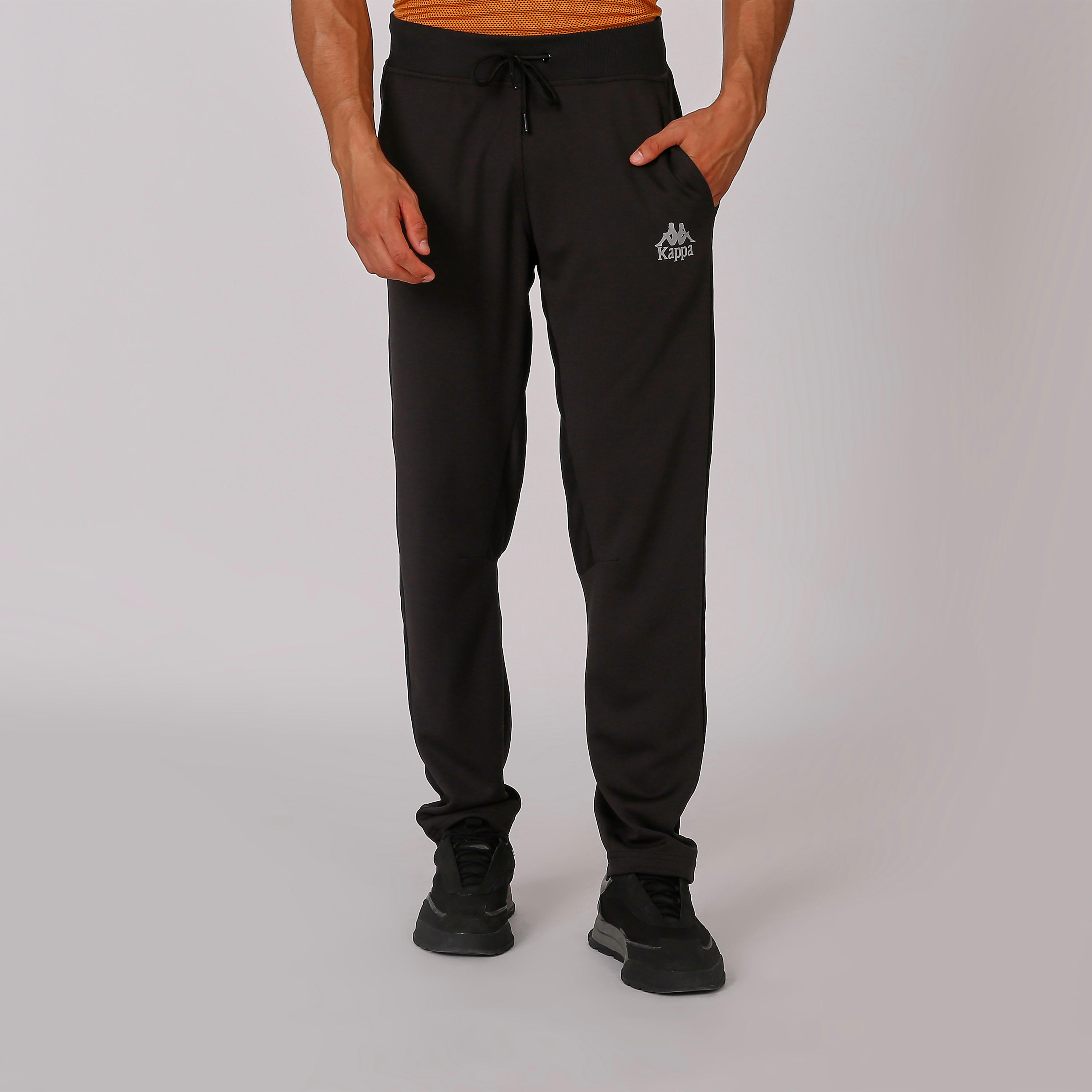 بنطلون رياضي مستدام سادة بخصر مطّاطي من كابا-men-clothing-sportswearandactivewear-bottoms-image-8