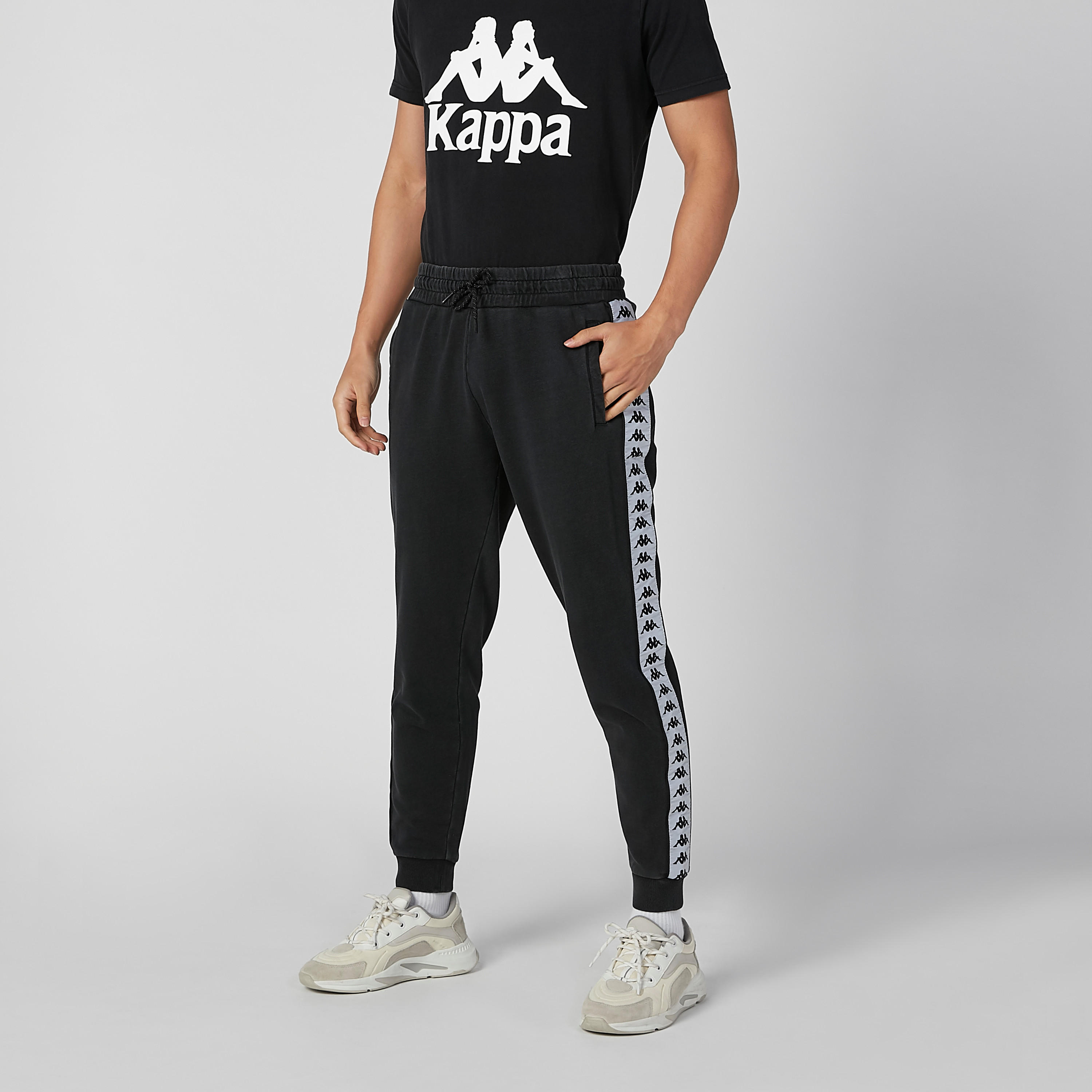 بنطلون رياضي بجيوب وشريطة من كابا-men-clothing-sportswearandactivewear-bottoms-image-3