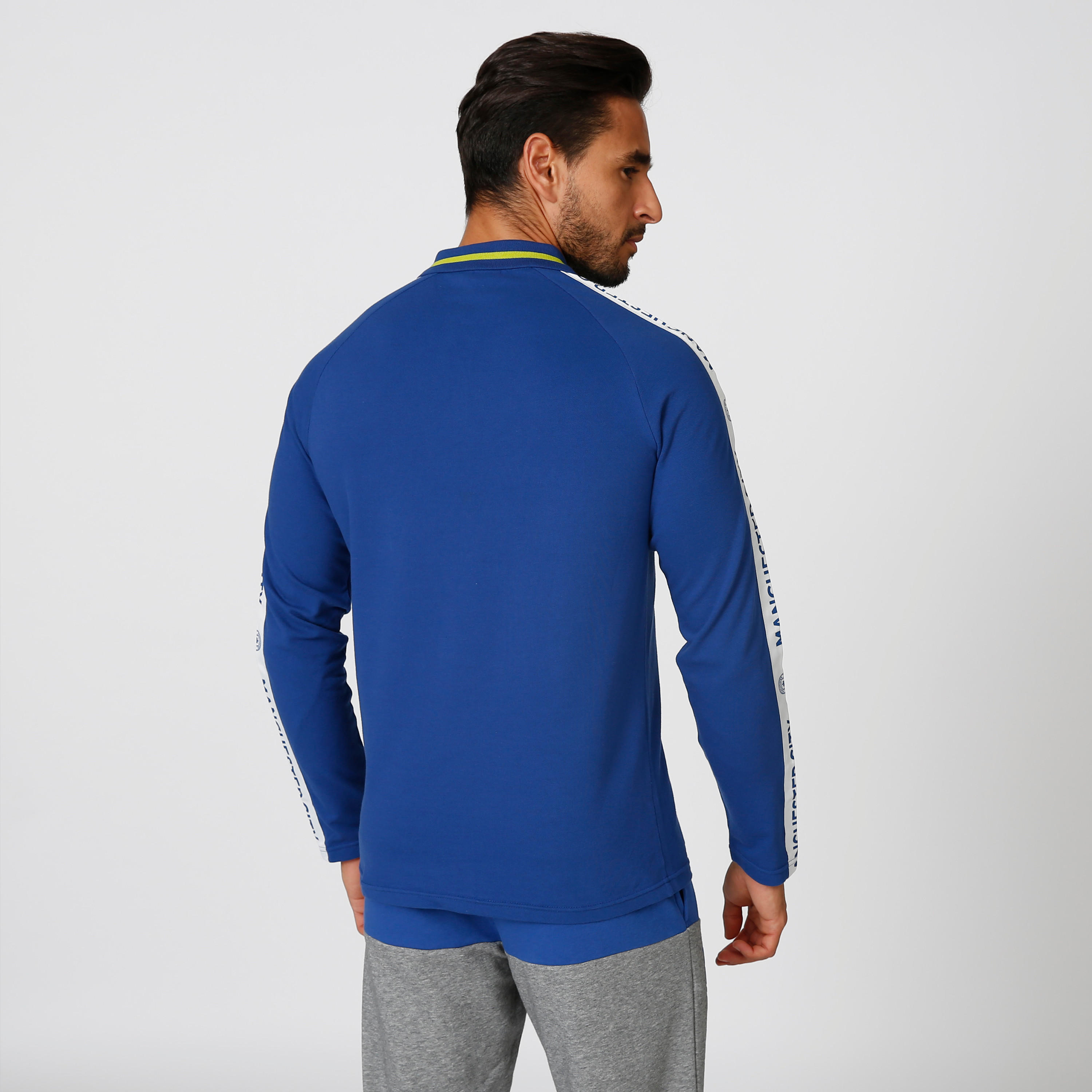 تيشيرت بولو بأكمام مغايرة وطبعات مانشستر سيتي-men-clothing-sportswearandactivewear-tshirtsandpolos-image-5