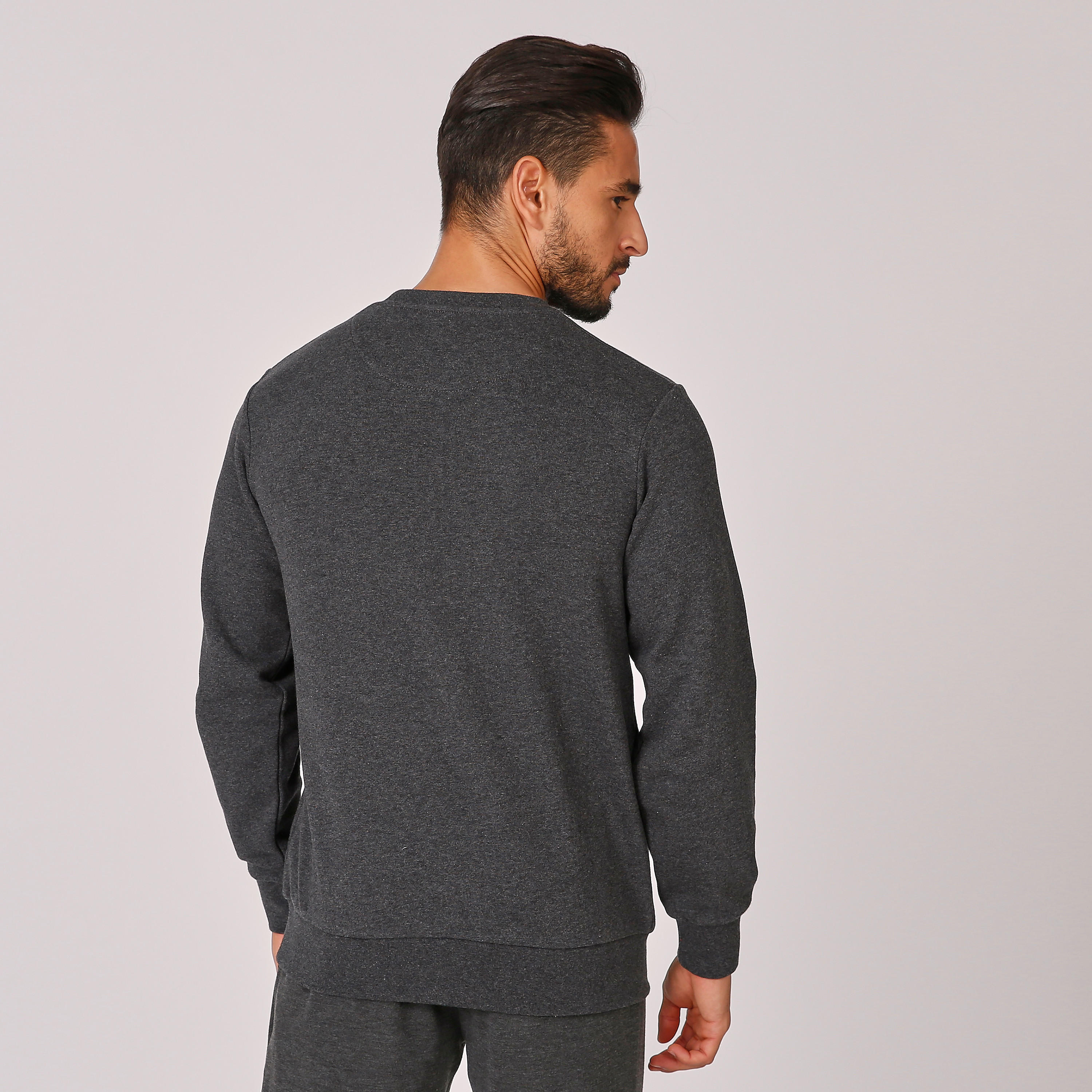 سويت شيرت بأكمام طويلة وجيوب كانجارو وطبعات ريال مدريد-men-winterwear-hoodiesandsweatshirts-image-3
