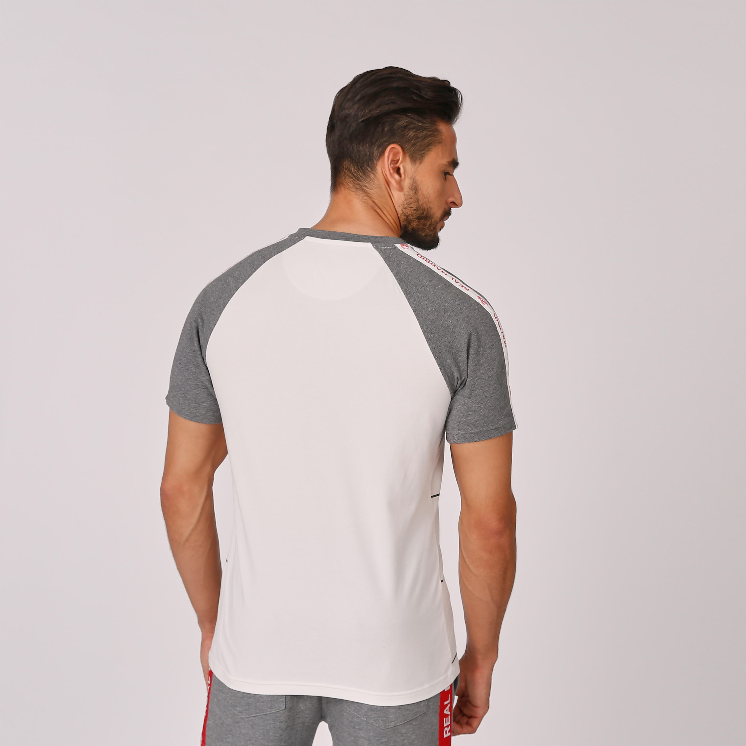 تيشيرت مستدام بأكمام مغايرة وطبعات ريال مدريد-men-clothing-sportswearandactivewear-tshirtsandpolos-image-3