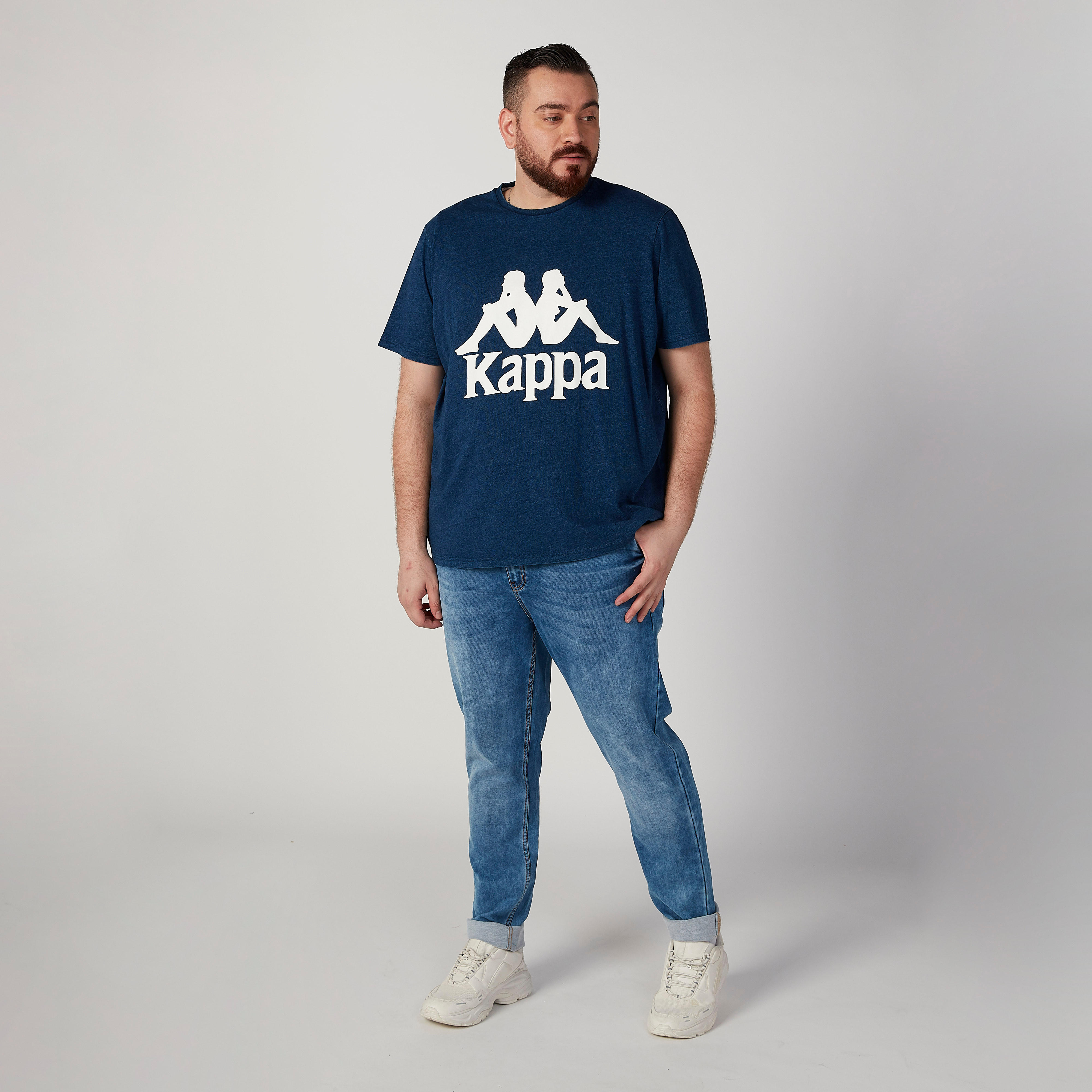 تيشيرت بياقة مستديرة وأكمام قصيرة وطبعات من كابا-men-clothing-sportswearandactivewear-tshirtsandpolos-image-3