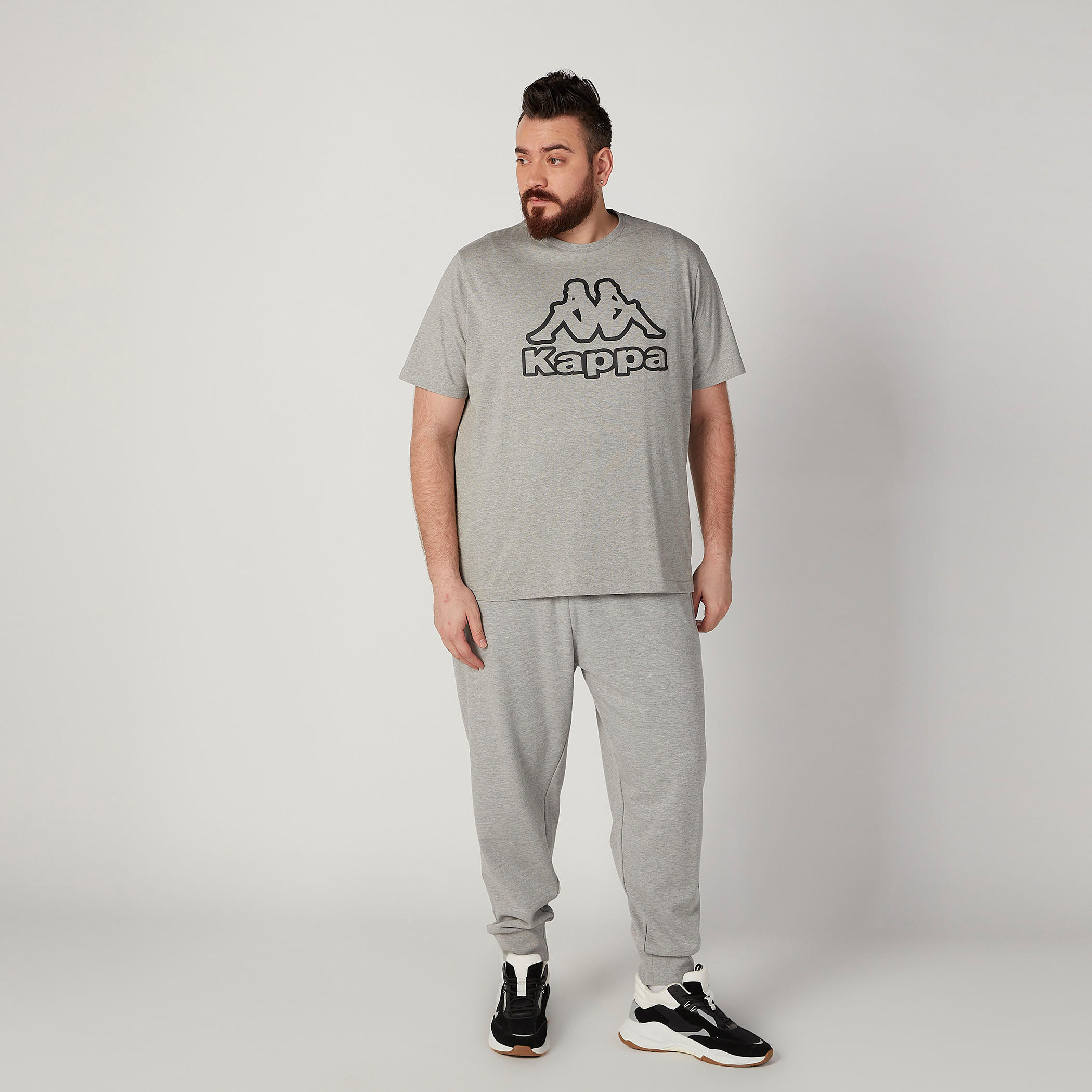 تيشيرت بياقة مستديرة وأكمام قصيرة وطبعات من كابا-men-clothing-sportswearandactivewear-tshirtsandpolos-image-2