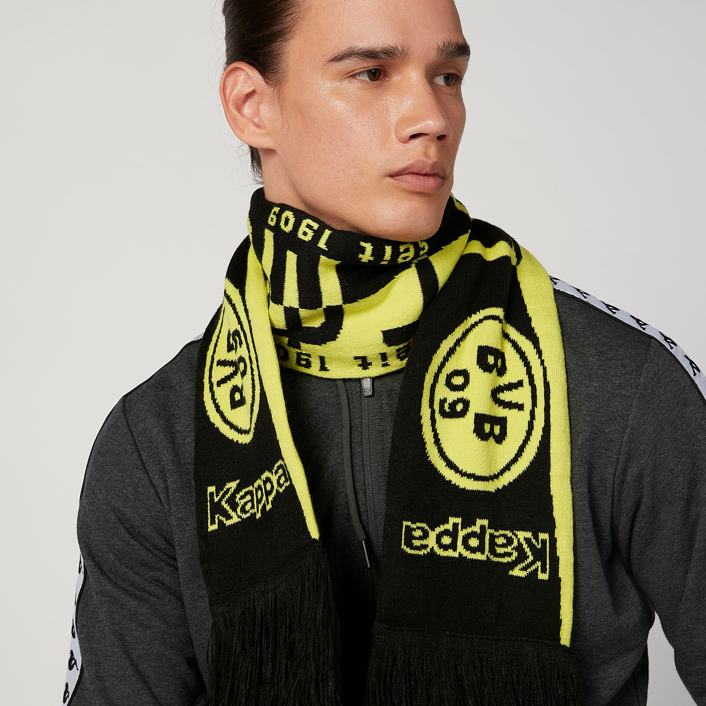 وشاح بشراشيب وطبعات من كابا-men-scarvesandgloves-image-2