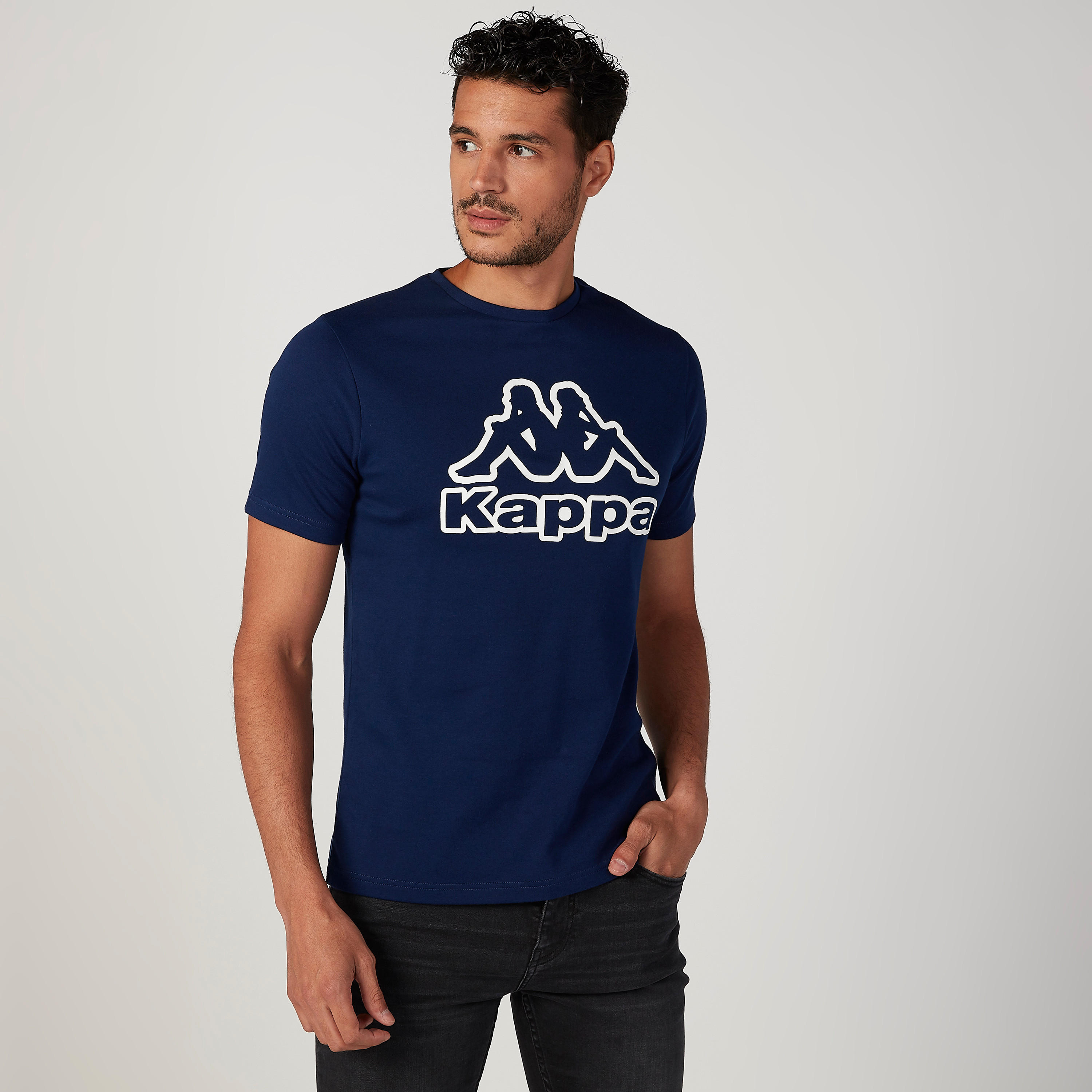 تيشيرت بياقة مستديرة وأكمام قصيرة وطبعات من كابا-men-clothing-sportswearandactivewear-tshirtsandpolos-image-1