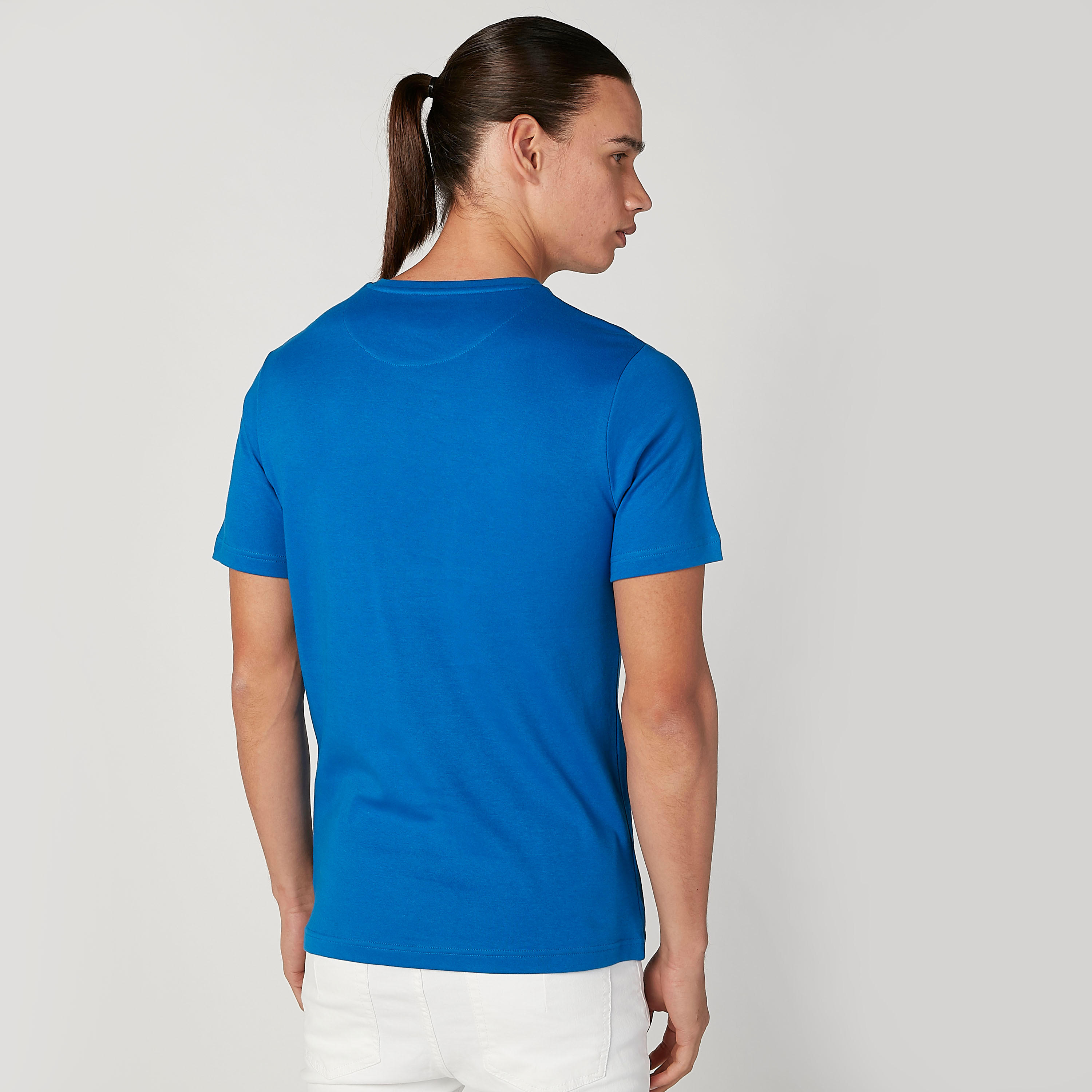 تيشيرت بياقة مستديرة وأكمام قصيرة وطبعات من كابا-men-clothing-tshirtsandpolos-tshirts-image-3