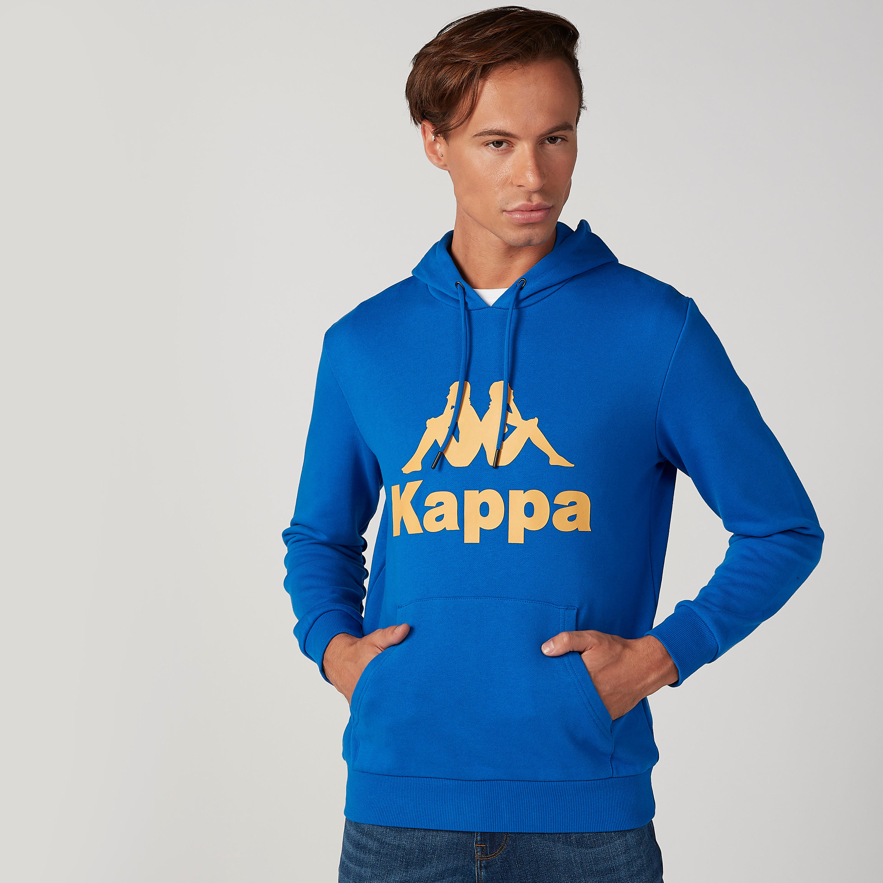 سويت شيرت بقبعة وجيوب كنغر وطبعات من كابا-men-winterwear-hoodiesandsweatshirts-image-4