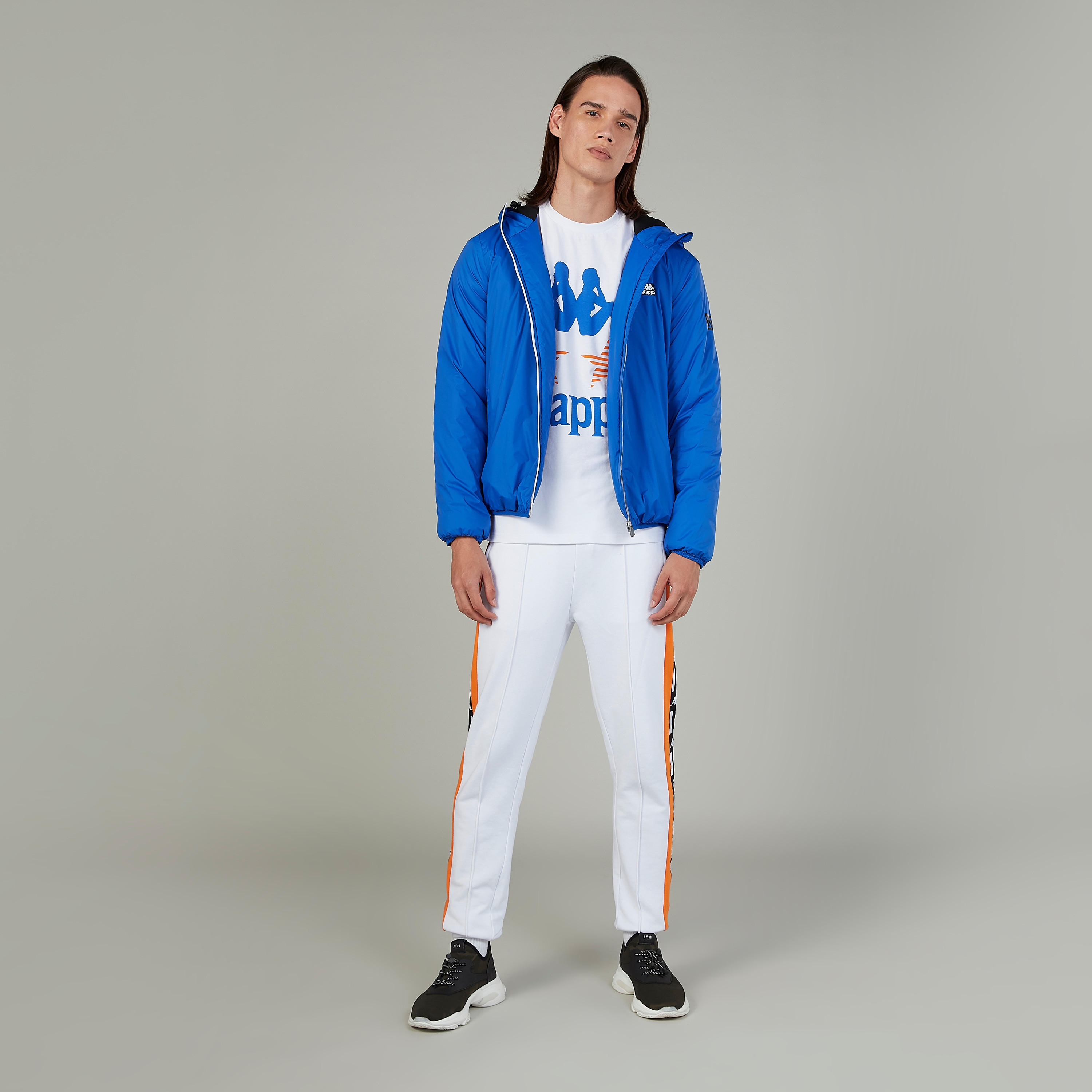 جاكيت بقبعة وأكمام طويلة وطبعات من كابا-men-clothing-jacketsandblazers-jackets-image-3