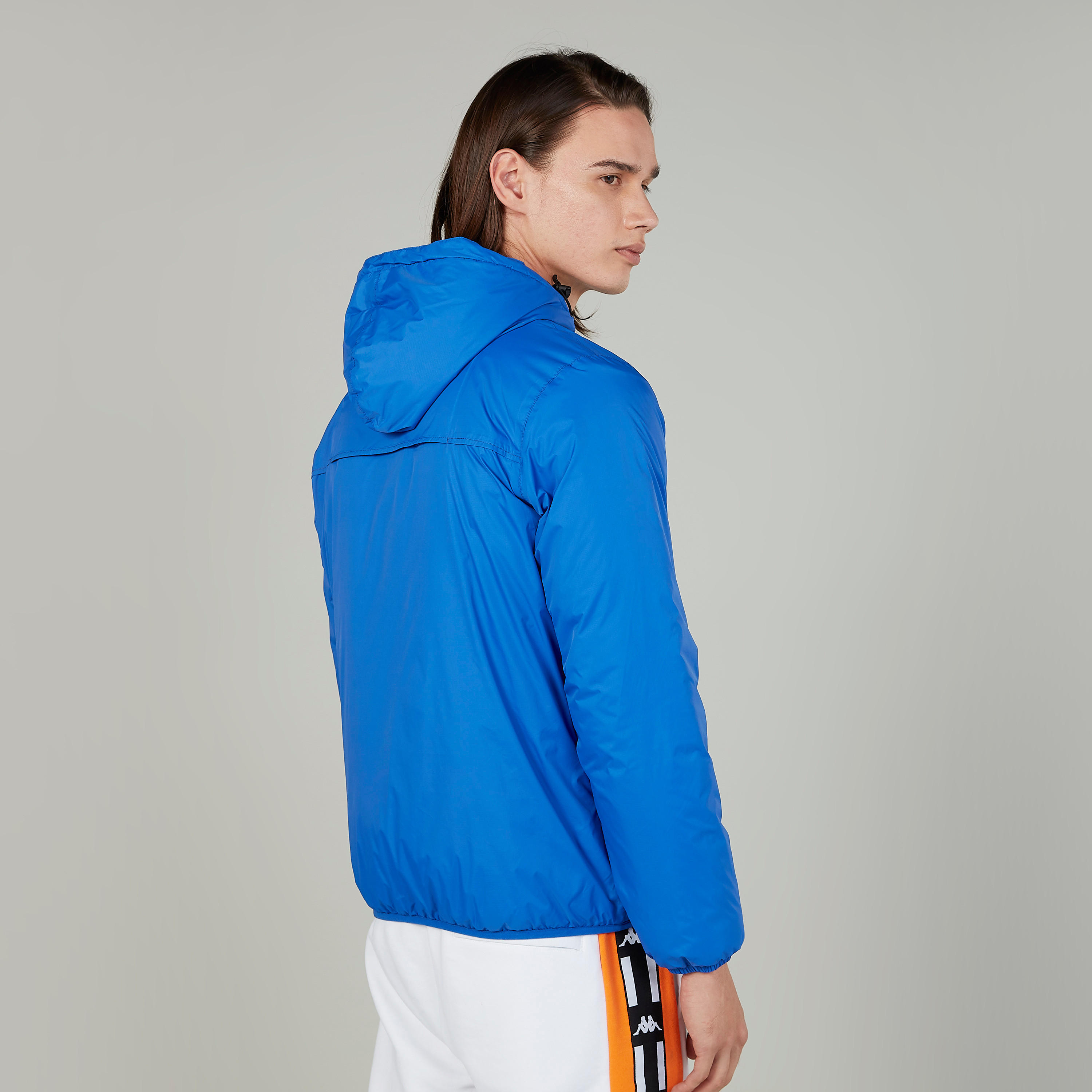جاكيت بقبعة وأكمام طويلة وطبعات من كابا-men-clothing-jacketsandblazers-jackets-image-1