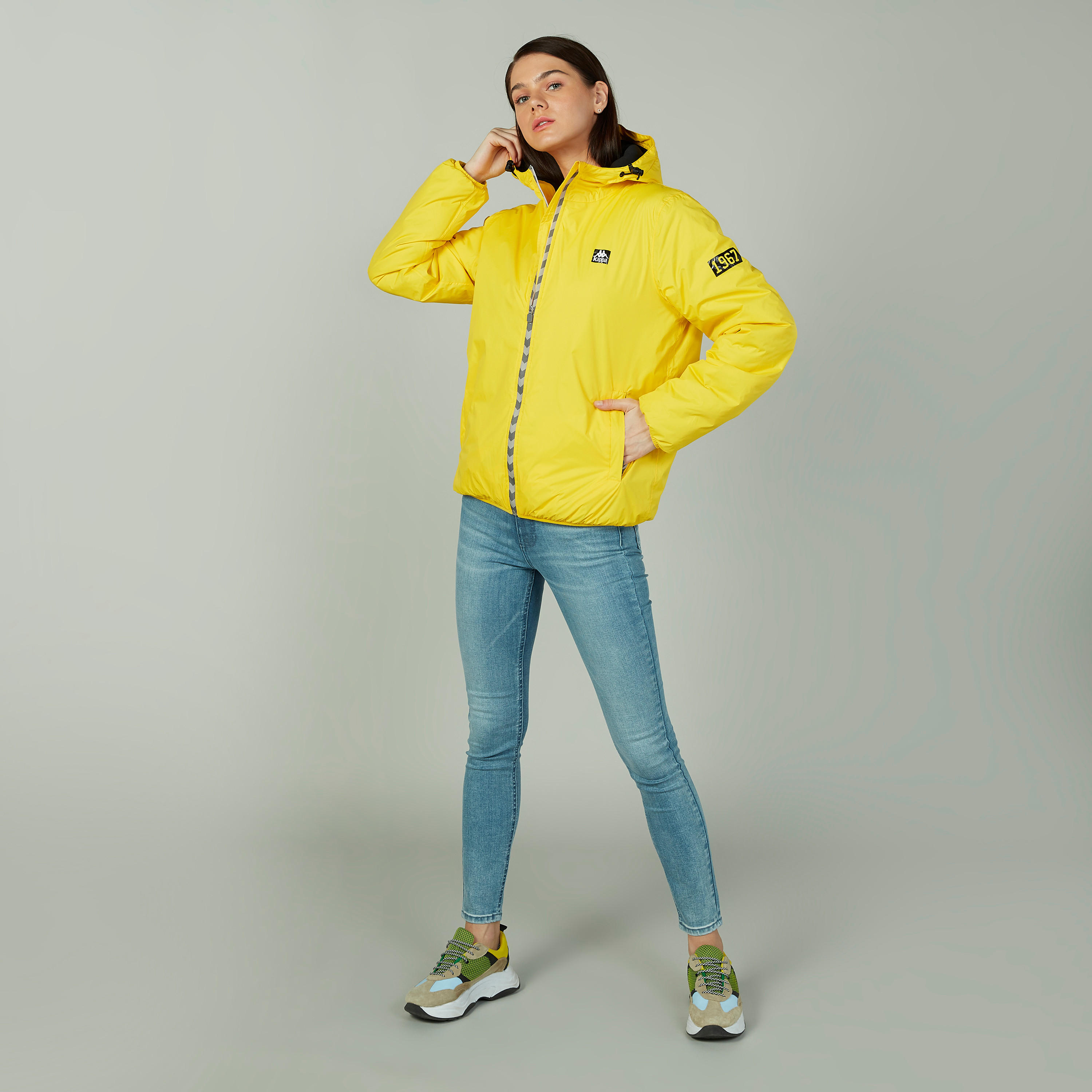 جاكيت بقبعة وأكمام طويلة وطبعات من كابا-women-winterwear-coatsandjackets-jackets-image-4