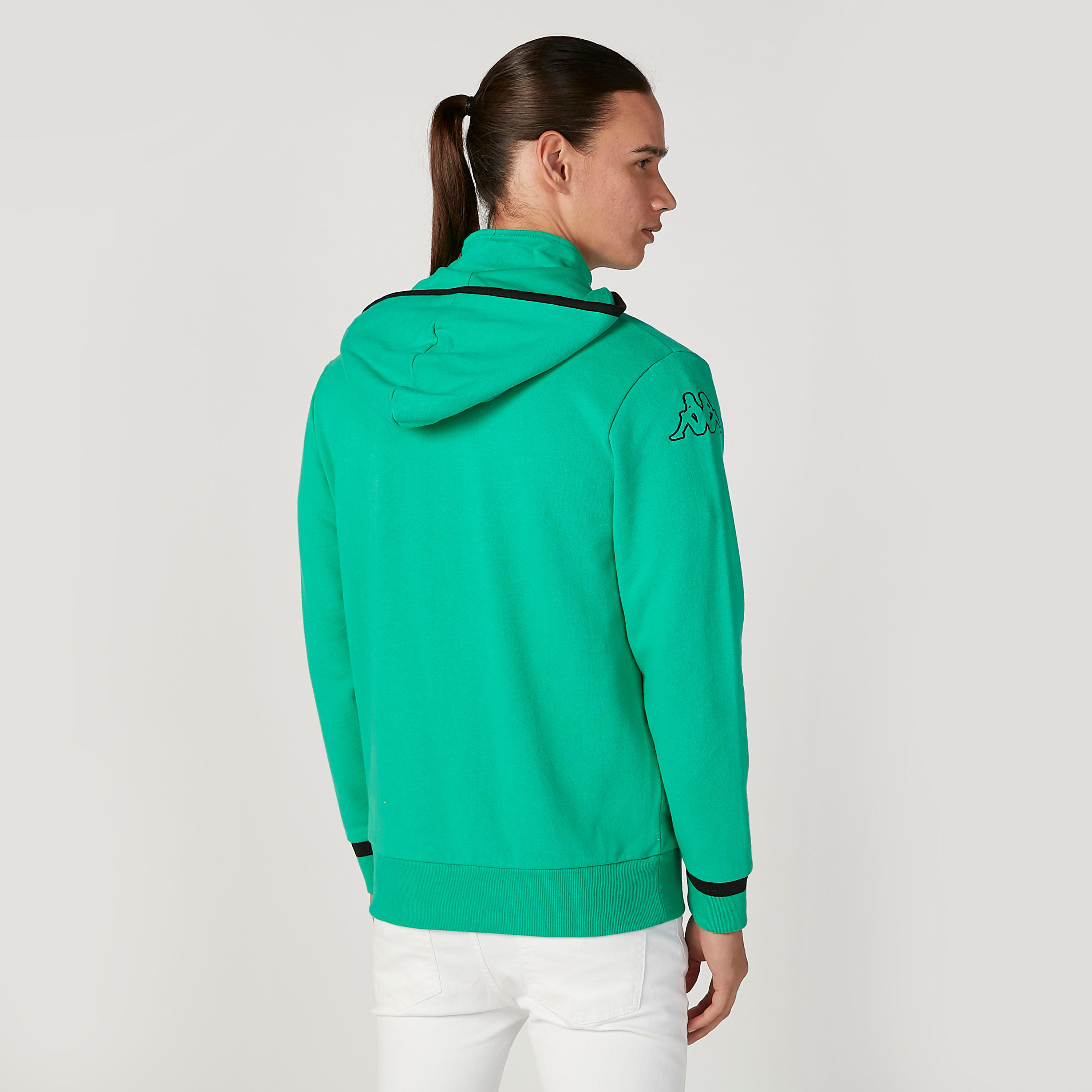 جاكيت بقبعة وأكمام طويلة وطبعات من كابا-men-clothing-jacketsandblazers-jackets-image-4