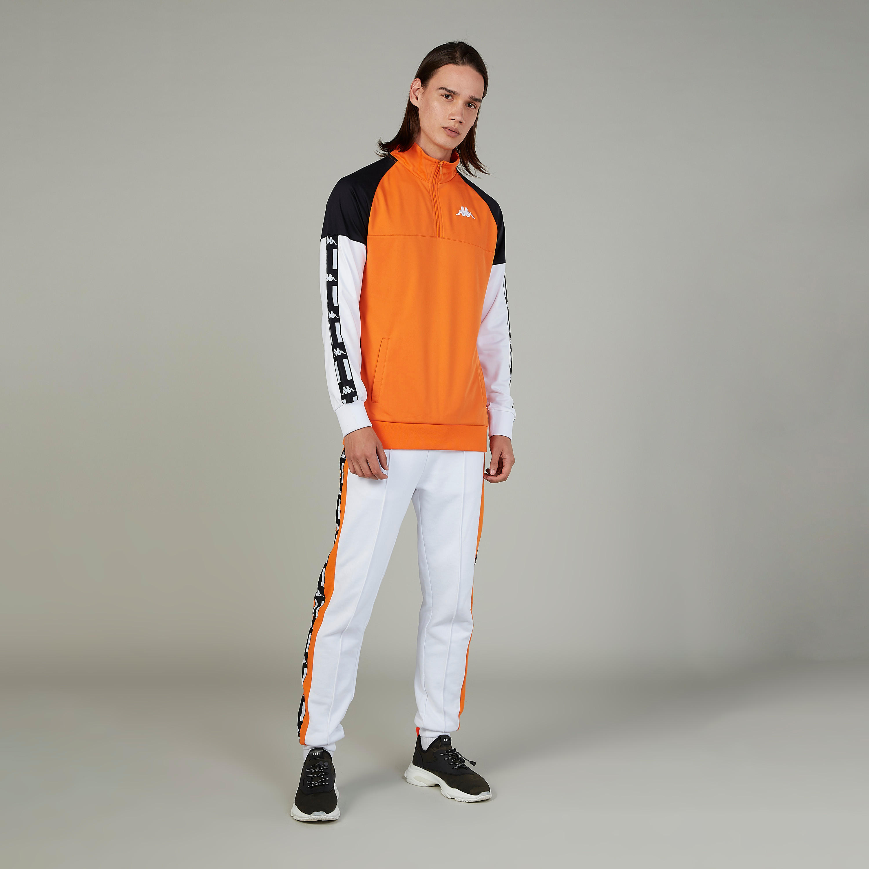 جاكيت بأكمام طويلة وشريطة وطبعات من كابا-men-clothing-jacketsandblazers-jackets-image-2