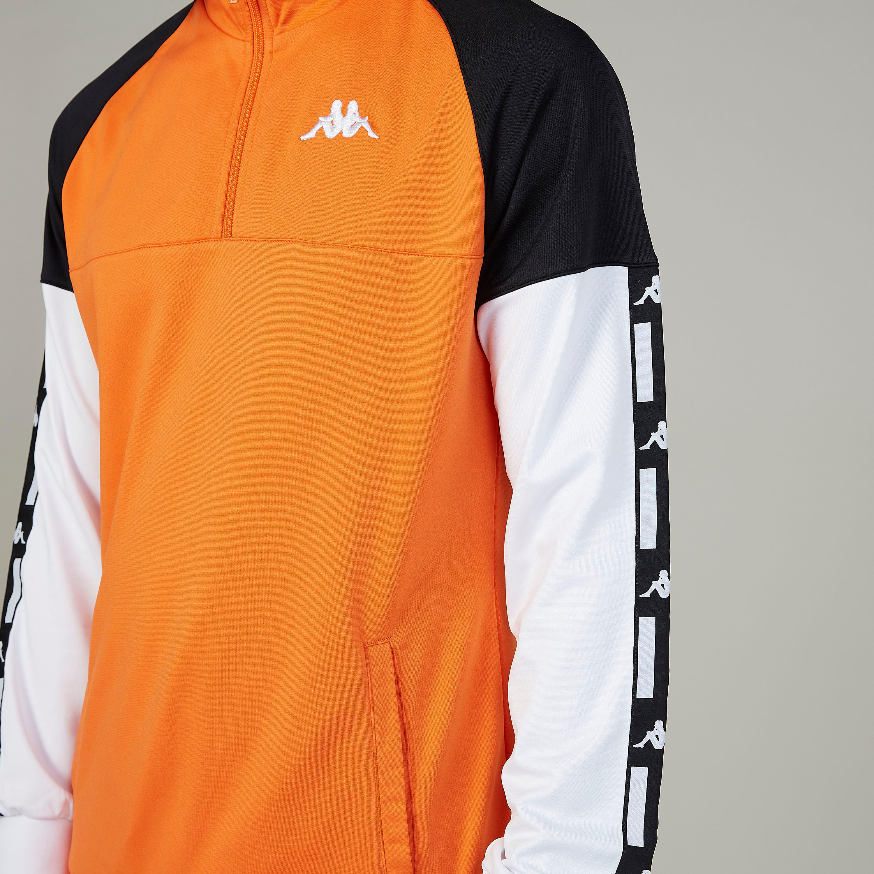 جاكيت بأكمام طويلة وشريطة وطبعات من كابا-men-clothing-jacketsandblazers-jackets-image-3
