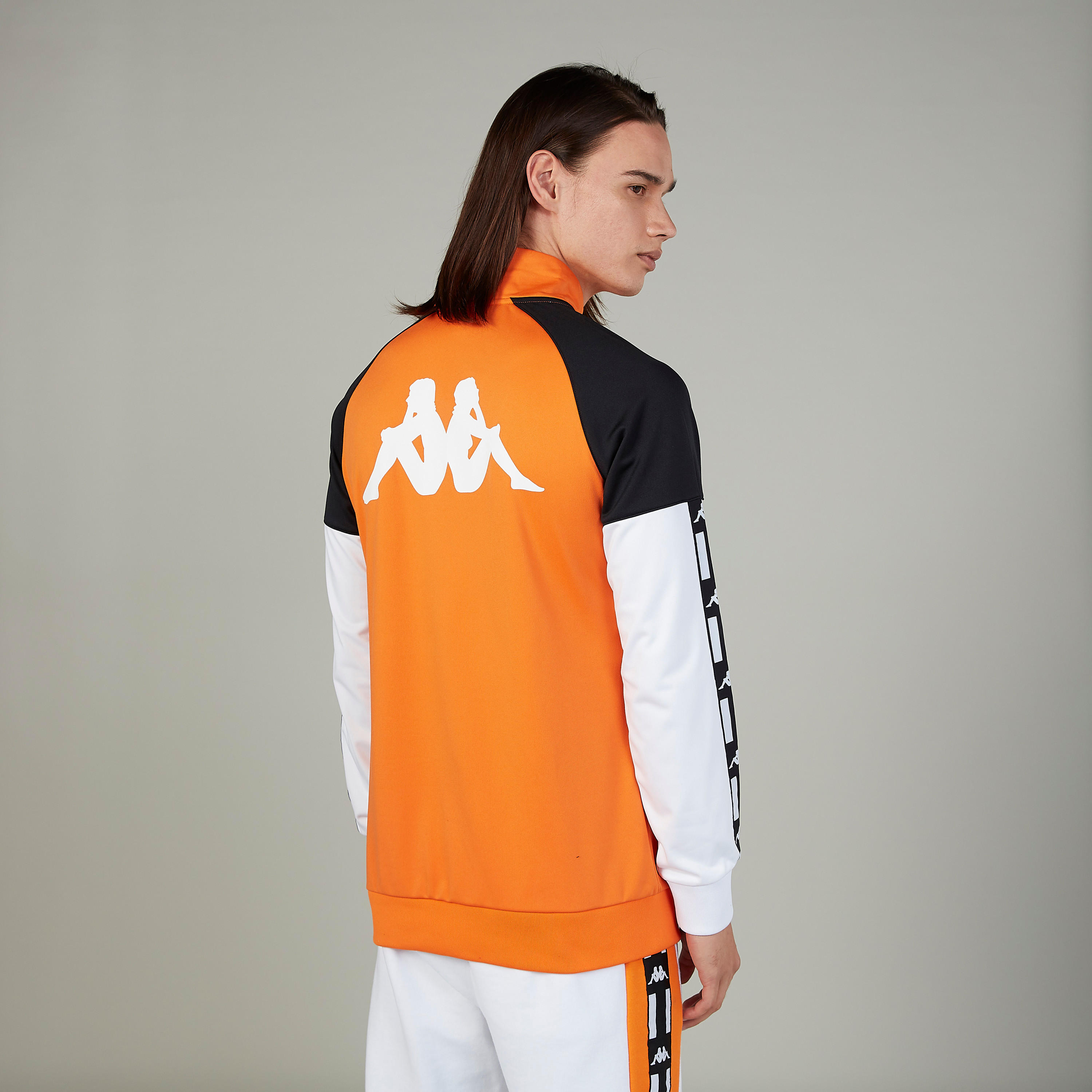 جاكيت بأكمام طويلة وشريطة وطبعات من كابا-men-clothing-jacketsandblazers-jackets-image-4