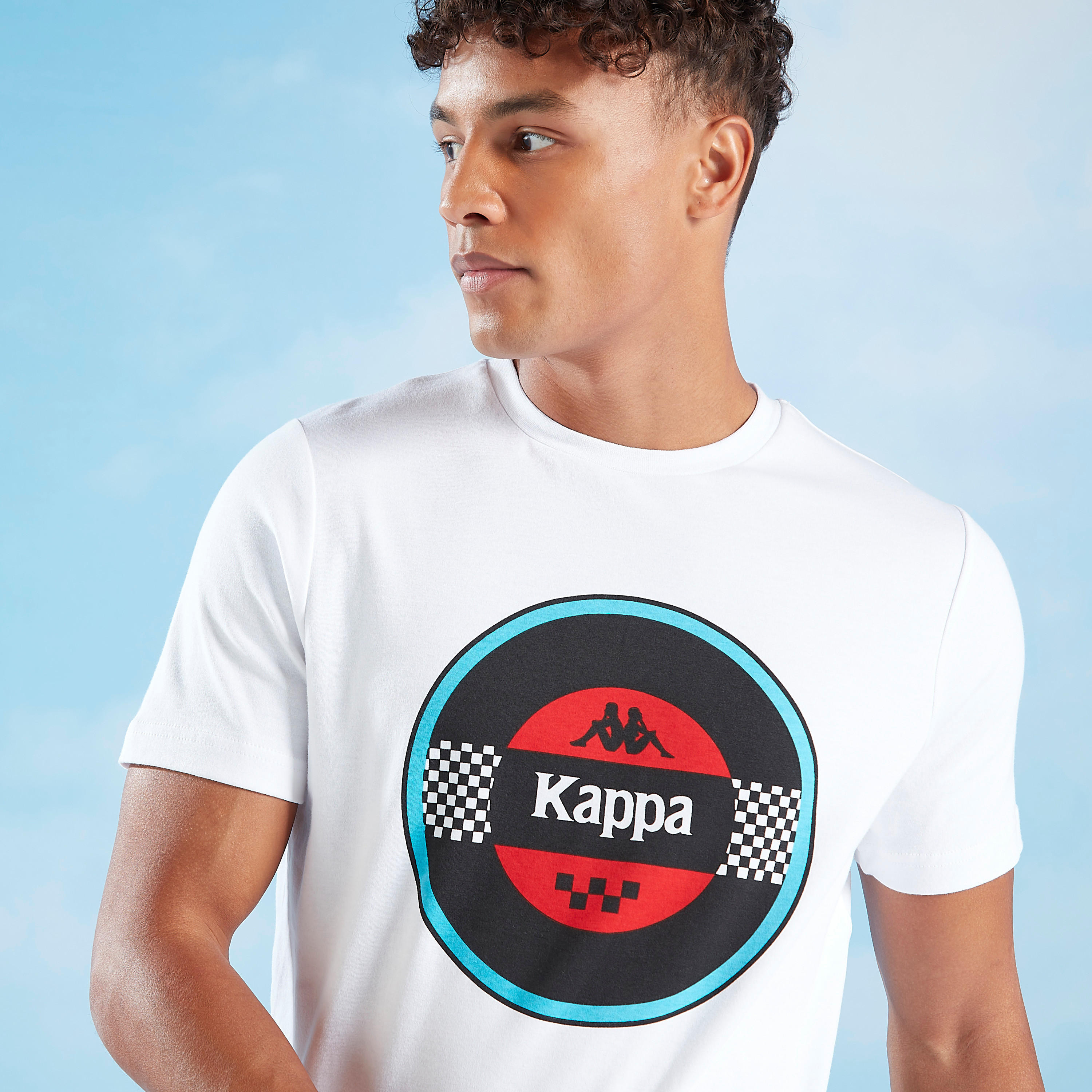 تيشيرت بأكمام قصيرة وطبعات جرافيك من كابا-men-clothing-sportswearandactivewear-tshirtsandpolos-image-4