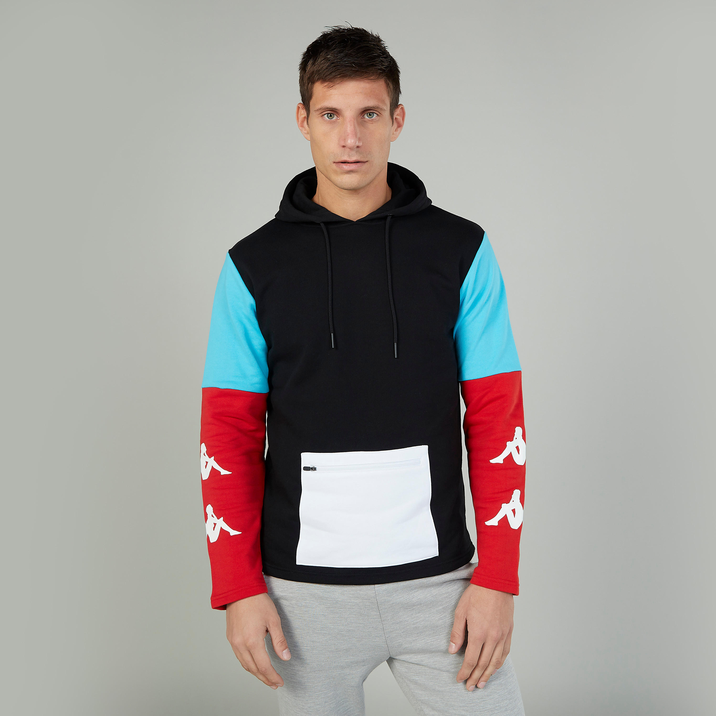 هودي بأكمام طويلة وطبعات نمط كتل الألوان من كابا-men-winterwear-hoodiesandsweatshirts-image-1