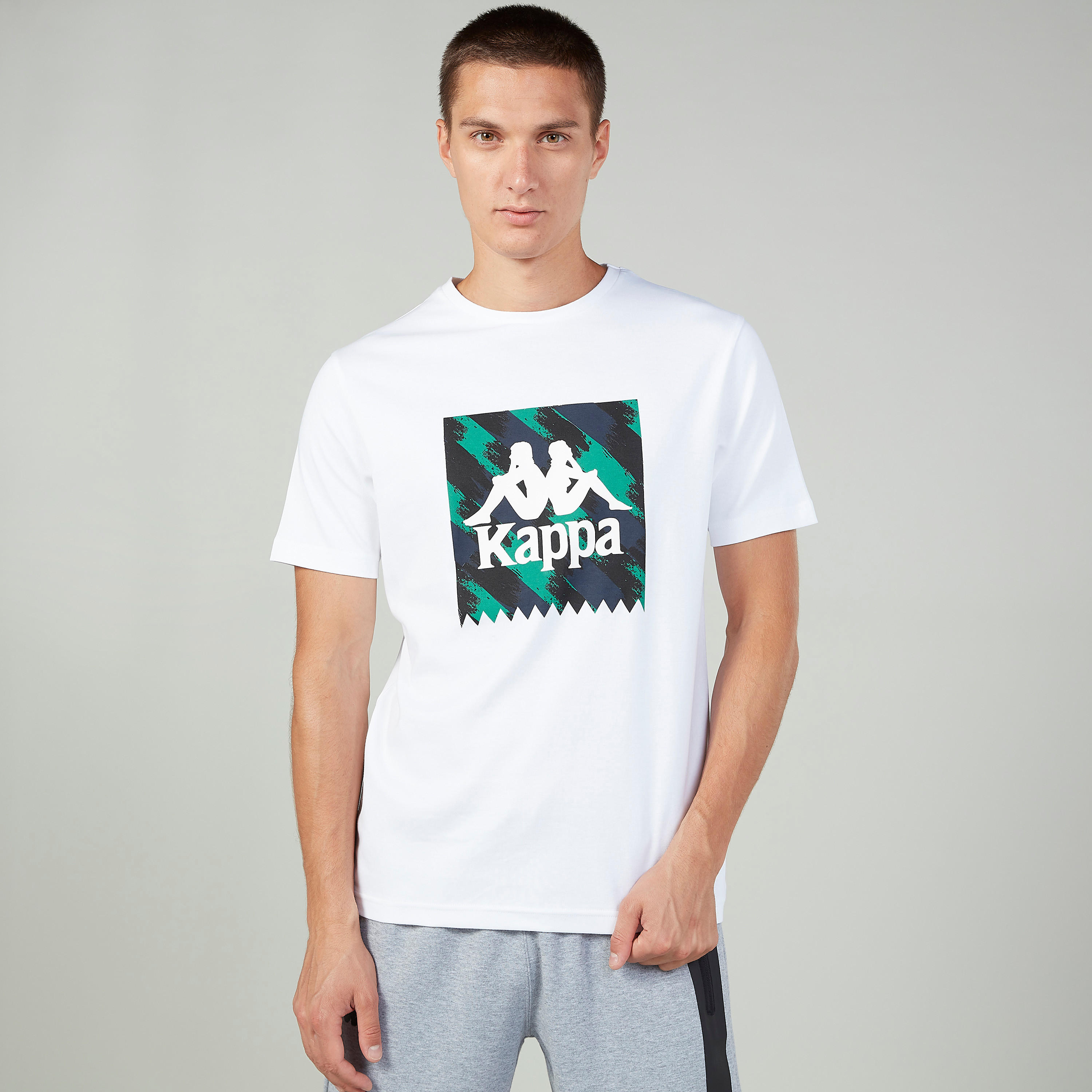 تيشيرت بياقة مستديرة وأكمام قصيرة وطبعات من كابا-men-clothing-sportswearandactivewear-tshirtsandpolos-image-1
