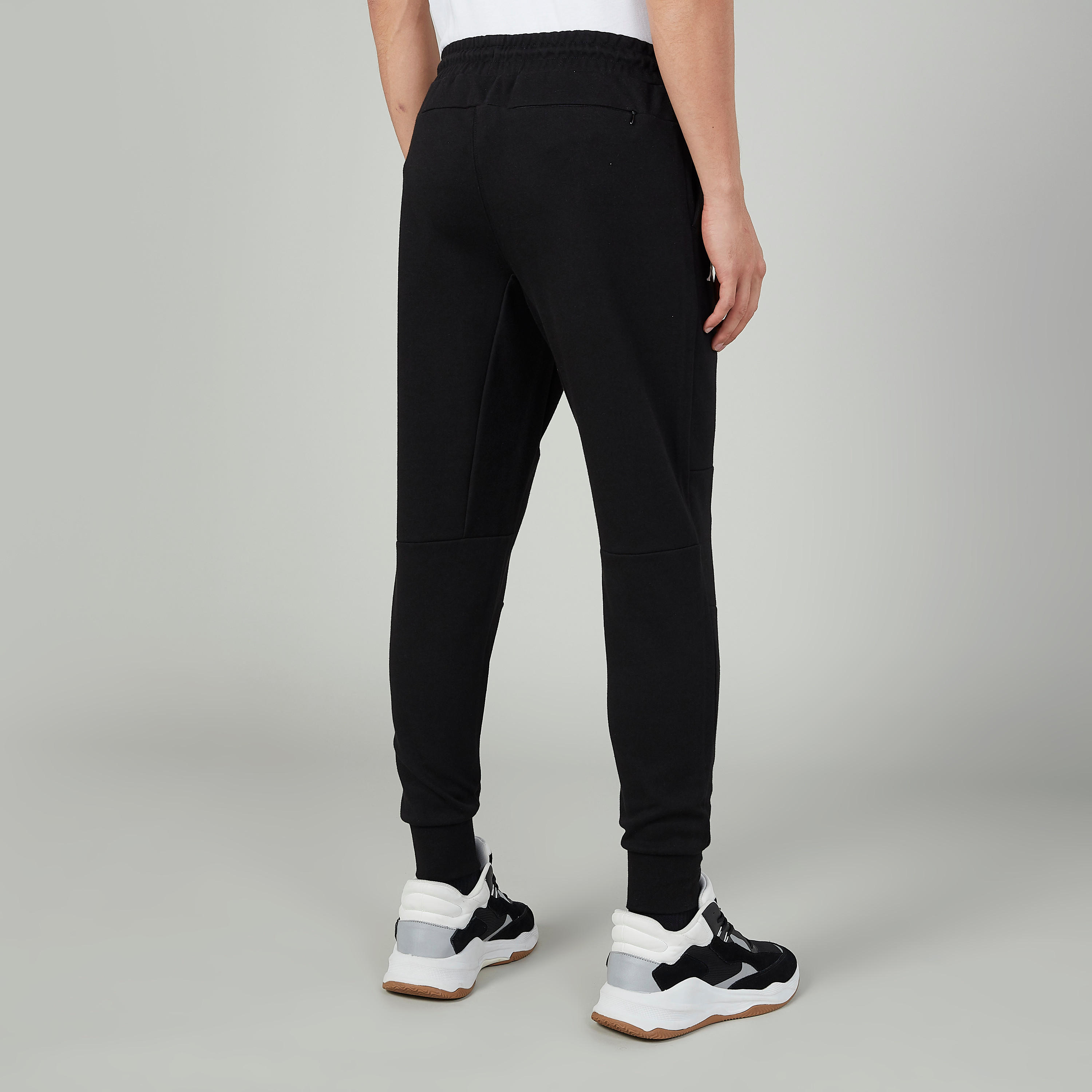 بنطلون رياضي سادة بسحّاب وجيوب من كابا-men-clothing-bottoms-joggers-image-4