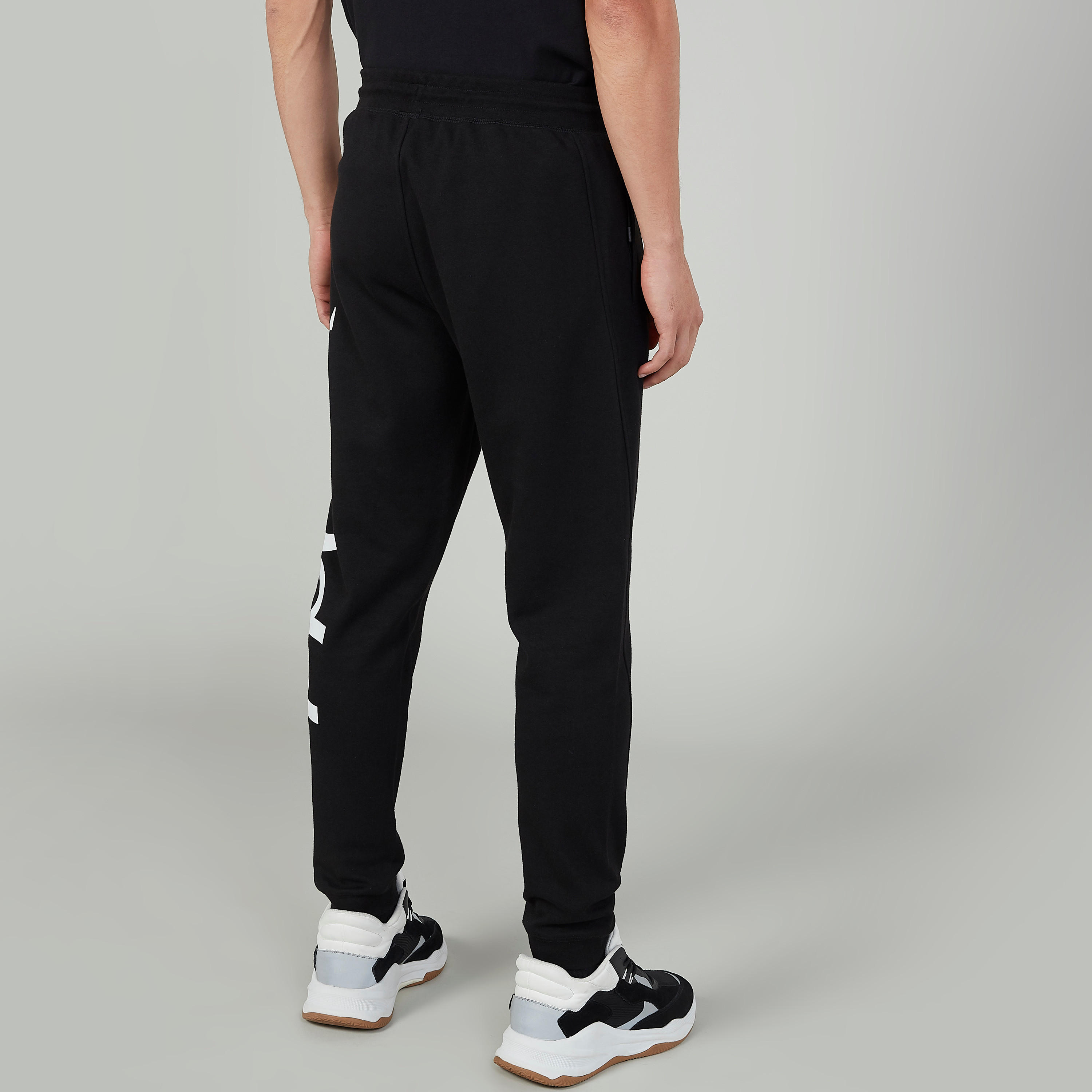 بنطلون رياضي برباط وجيوب وطبعات من كابا-men-clothing-bottoms-trousersandchinos-trousers-image-4