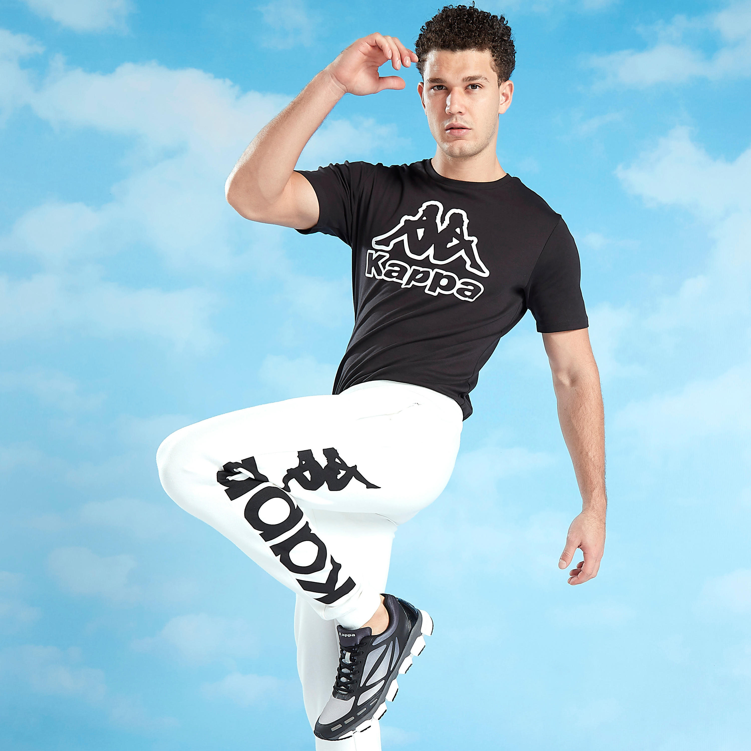 بنطلون رياضي برباط وجيوب وطبعات من كابا-men-clothing-bottoms-joggers-image-5