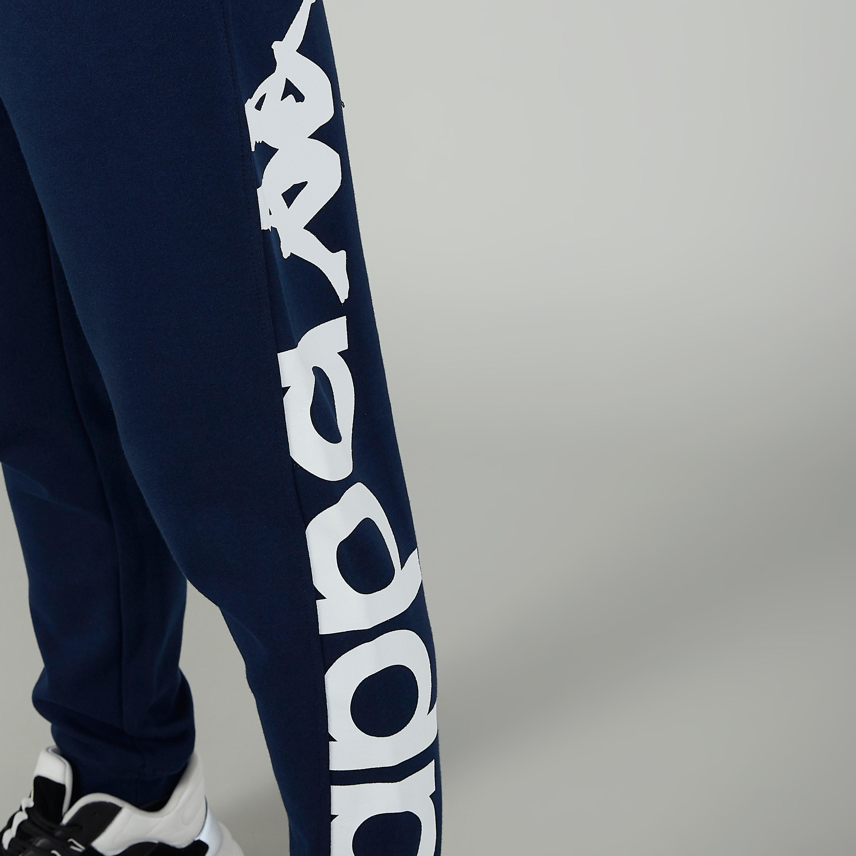 بنطلون رياضي برباط وجيوب وطبعات من كابا-men-clothing-sportswearandactivewear-bottoms-image-3
