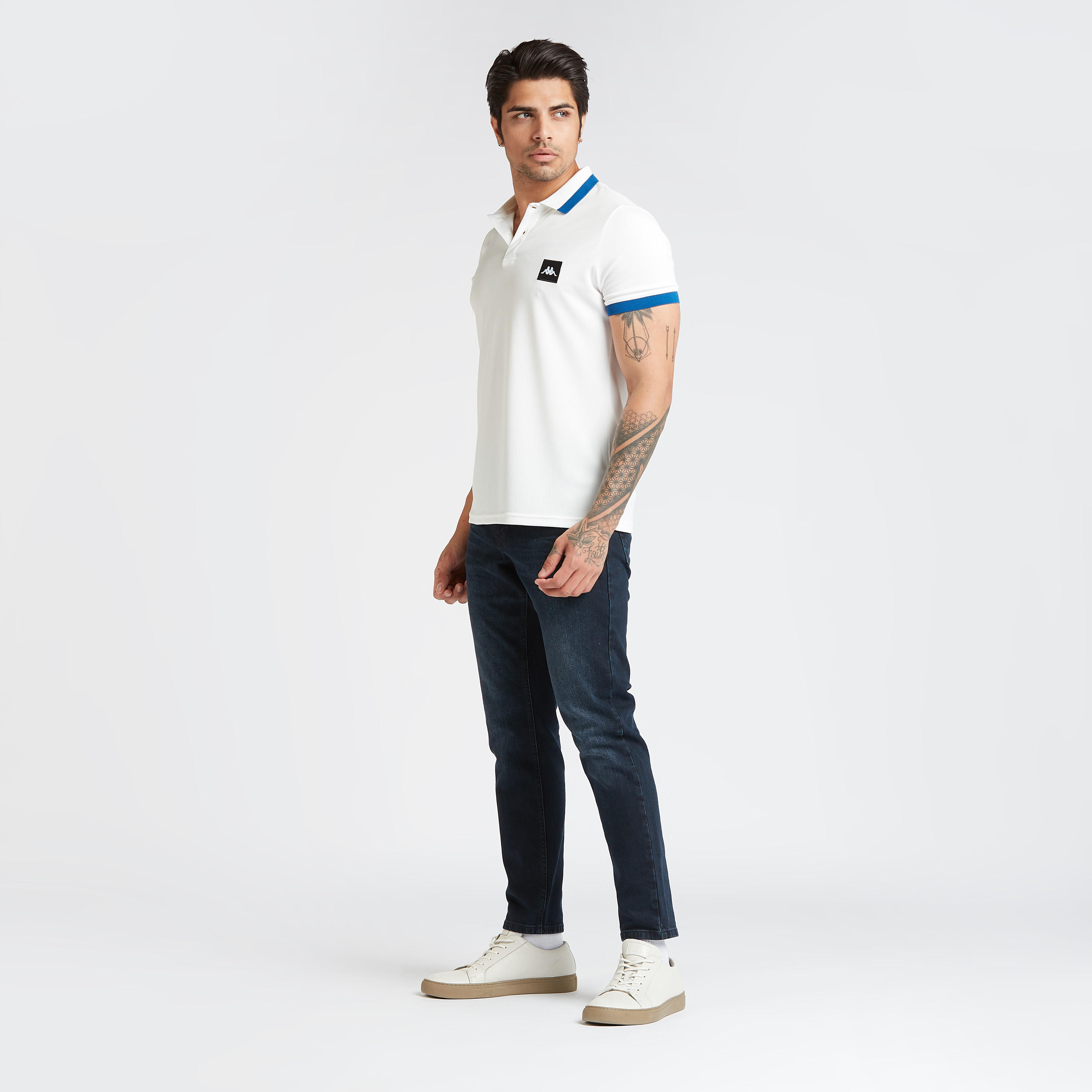تيشيرت بولو بأكمام قصيرة وطبعات من كابا-men-clothing-sportswearandactivewear-tshirtsandpolos-image-2