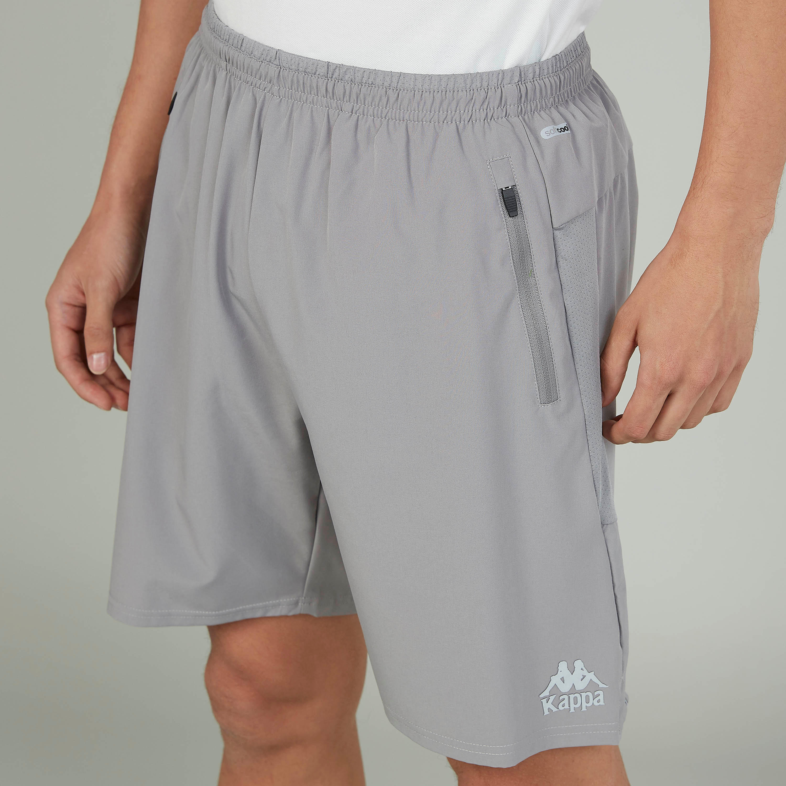 شورت بخصر مطاطي من كابا-men-clothing-sportswearandactivewear-bottoms-image-3