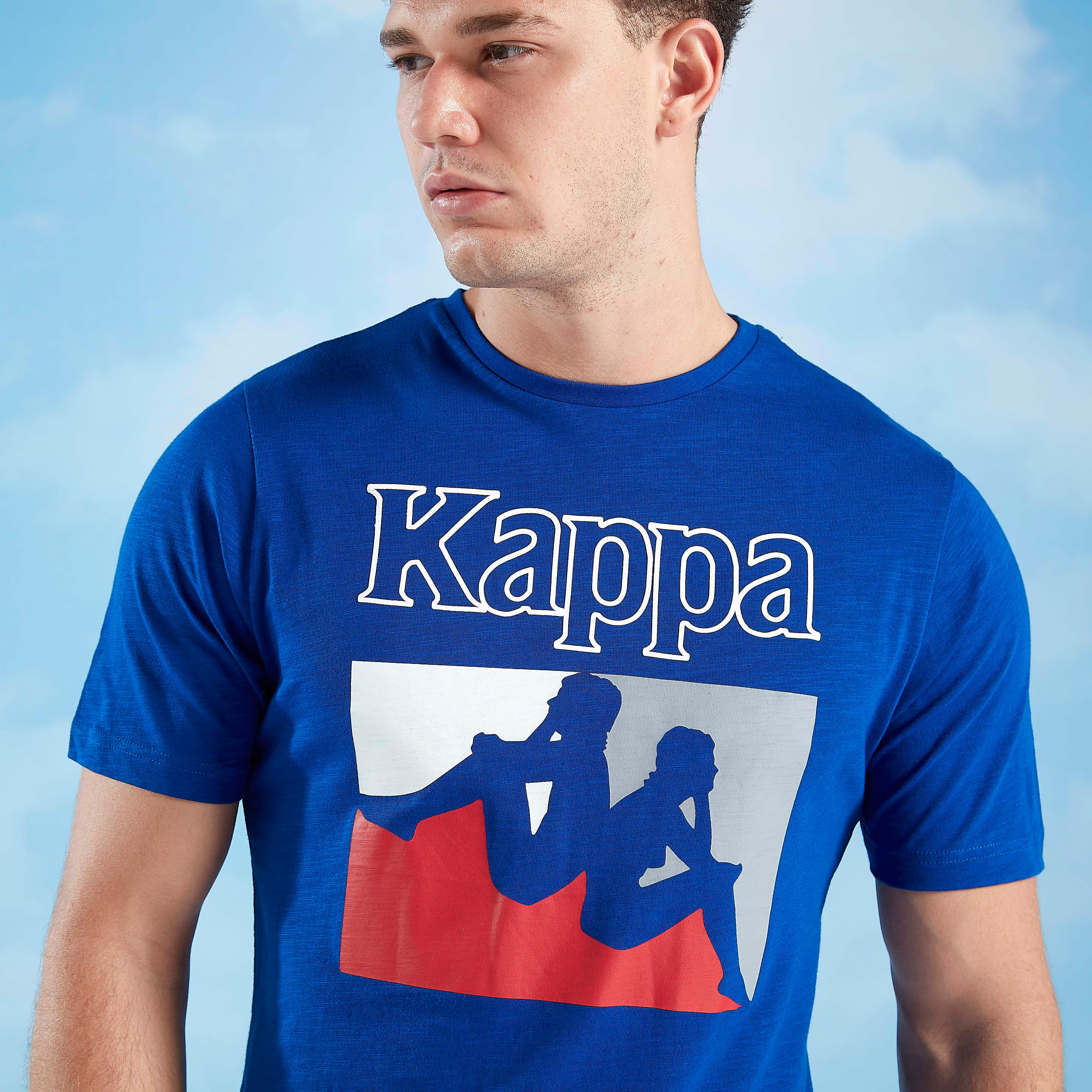 تيشيرت بياقة مستديرة وأكمام قصيرة وطبعات من كابا-men-clothing-sportswearandactivewear-tshirtsandpolos-image-1