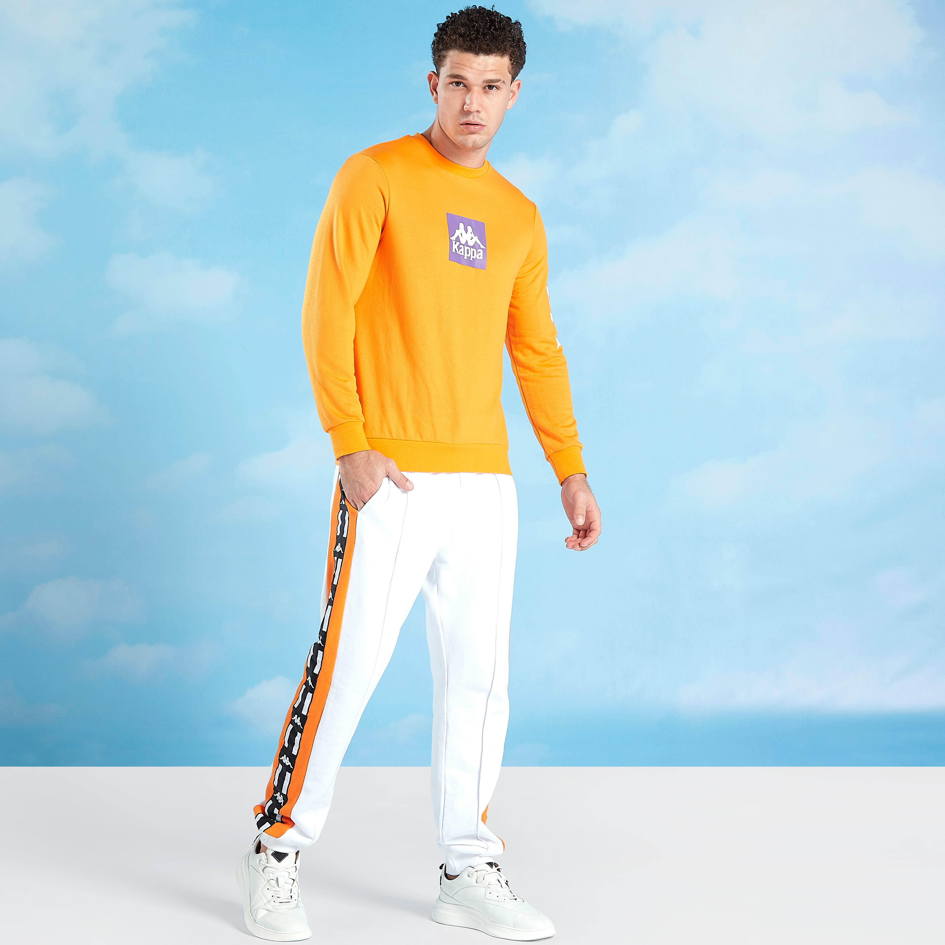 سويت شيرت بياقة ضيّقة وأكمام طويلة وطبعات من كابا-men-winterwear-hoodiesandsweatshirts-image-4
