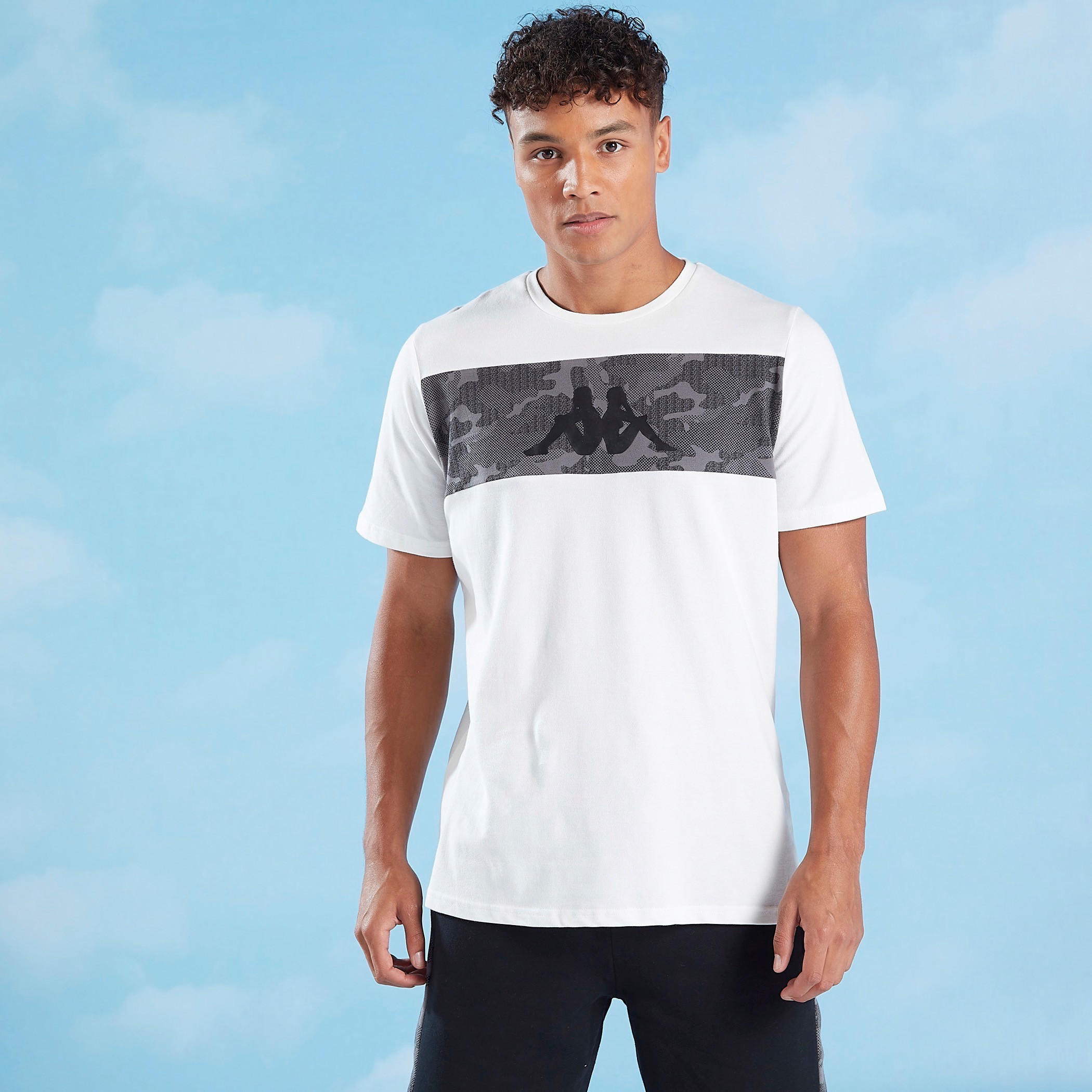 تيشيرت بياقة مستديرة وأكمام قصيرة من كابا-men-clothing-sportswearandactivewear-tshirtsandpolos-image-1