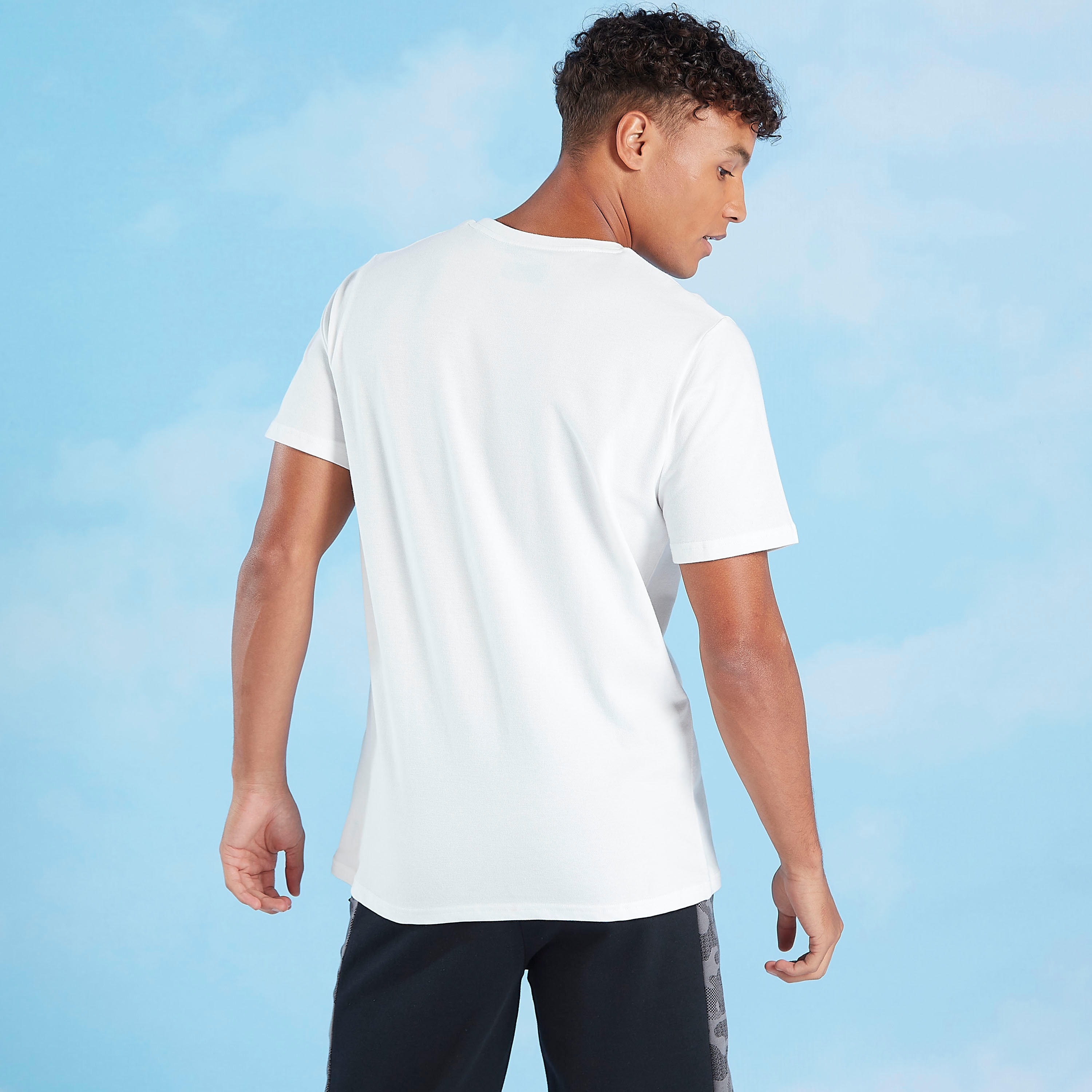تيشيرت بياقة مستديرة وأكمام قصيرة من كابا-men-clothing-sportswearandactivewear-tshirtsandpolos-image-4