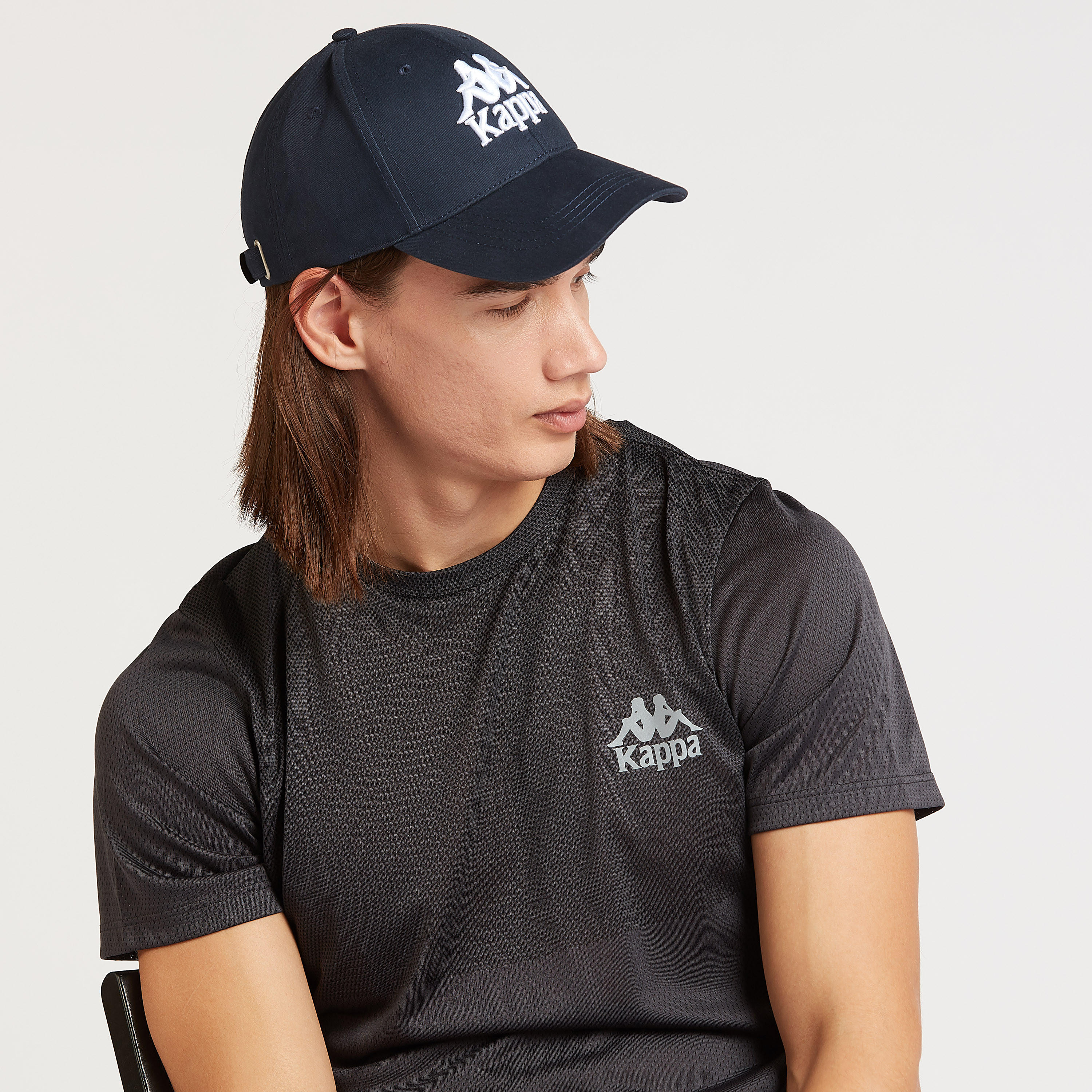 قبعة كاب بارزة الملمس بإبزيم إغلاق من كابا-men-caps-image-3