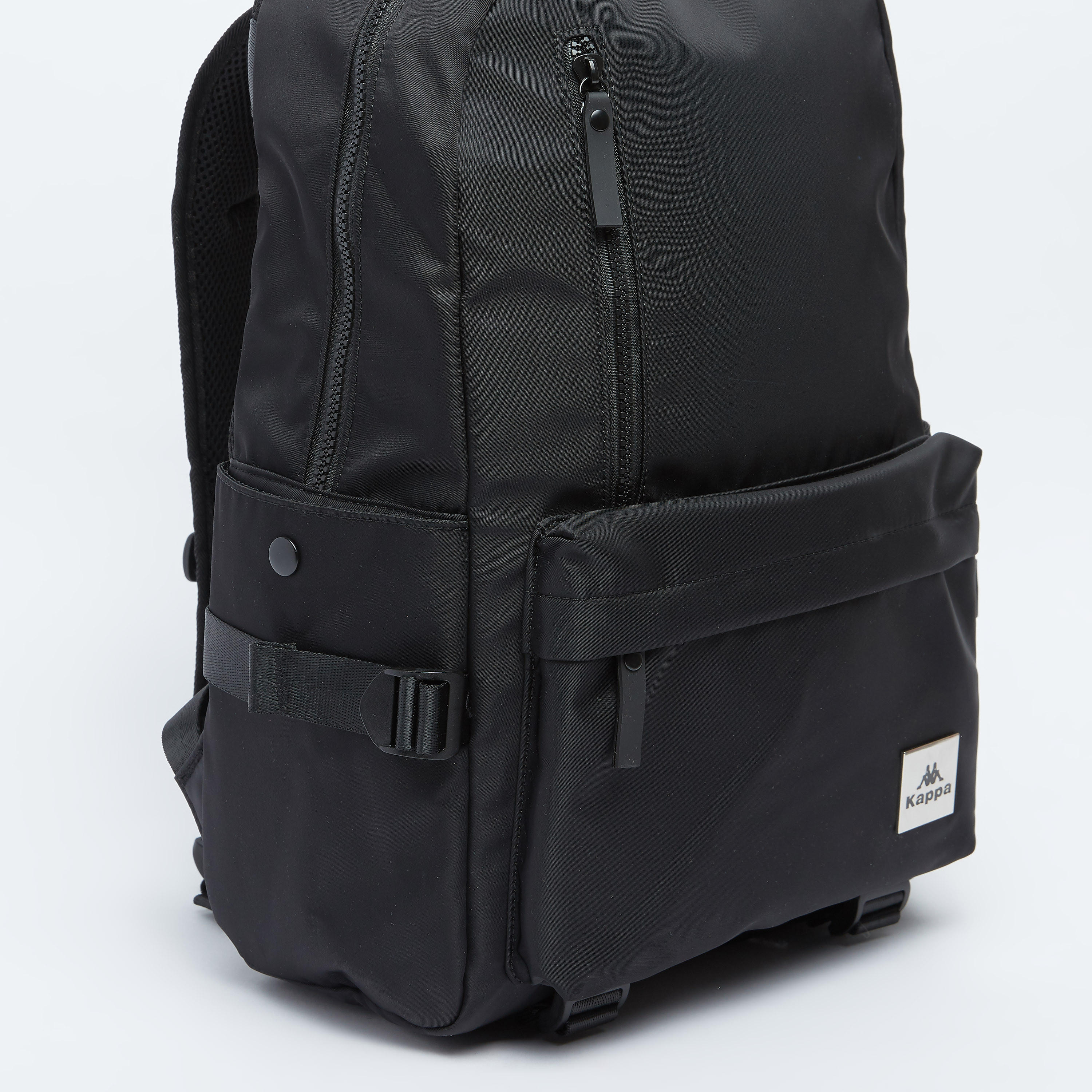 شنطة ظهر مخططة بحمّالات كتف قابلة للتعديل ومقبض علوي من كابا-men-bags-image-3