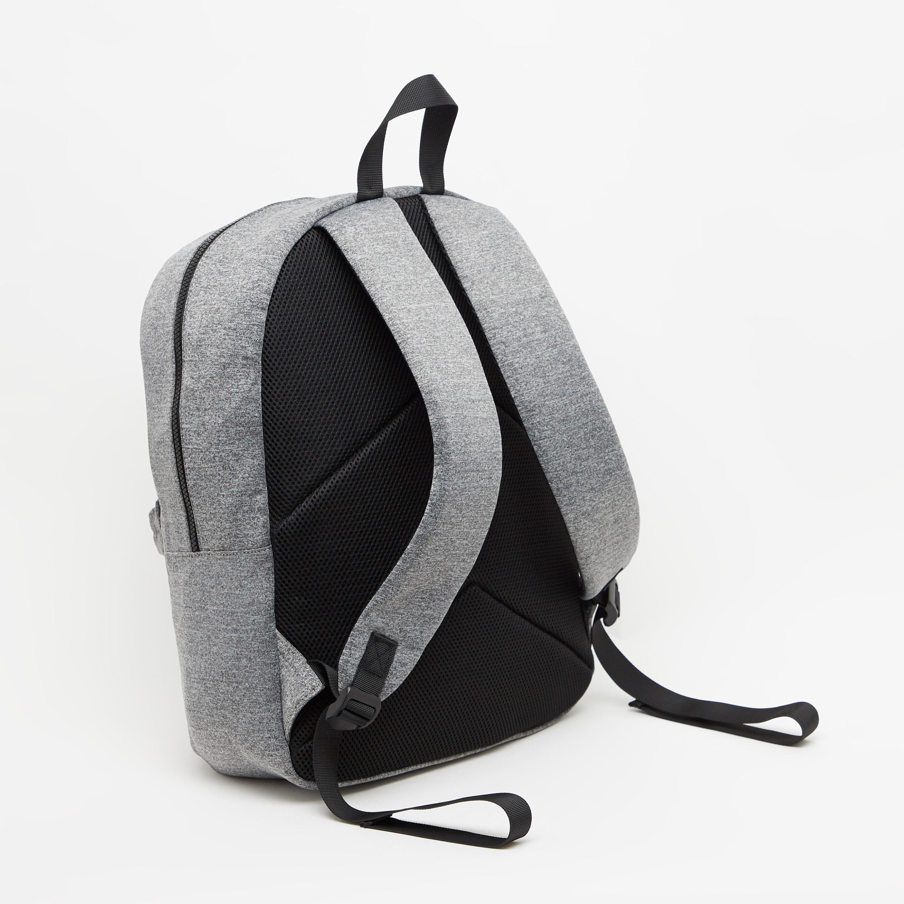 شنطة ظهر بارزة الملمس بحمّالات كتف قابلة للتعديل من كابا-men-bags-image-2