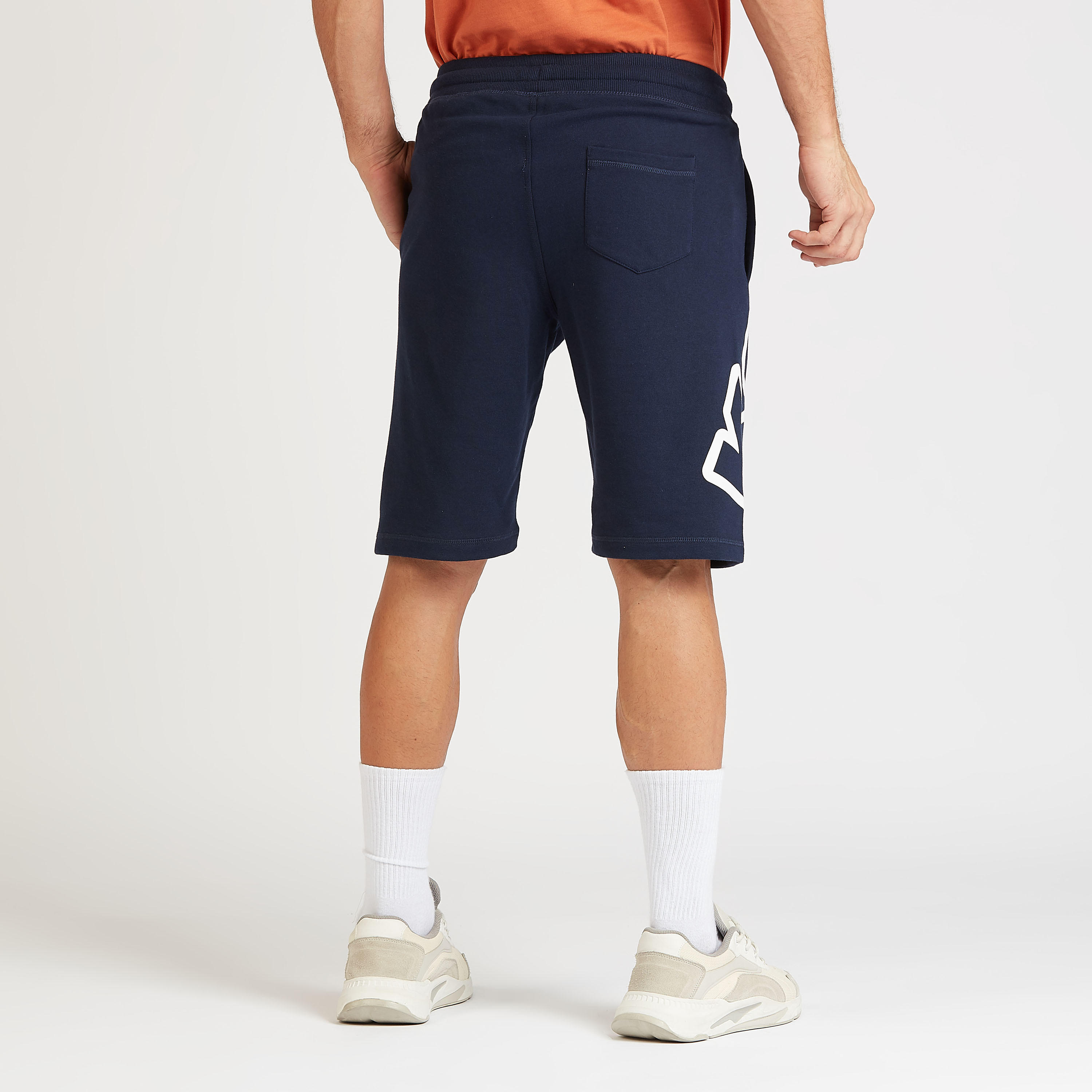 شورت برباط وتفاصيل جيوب وطبعات من كابا-men-clothing-sportswearandactivewear-bottoms-image-4