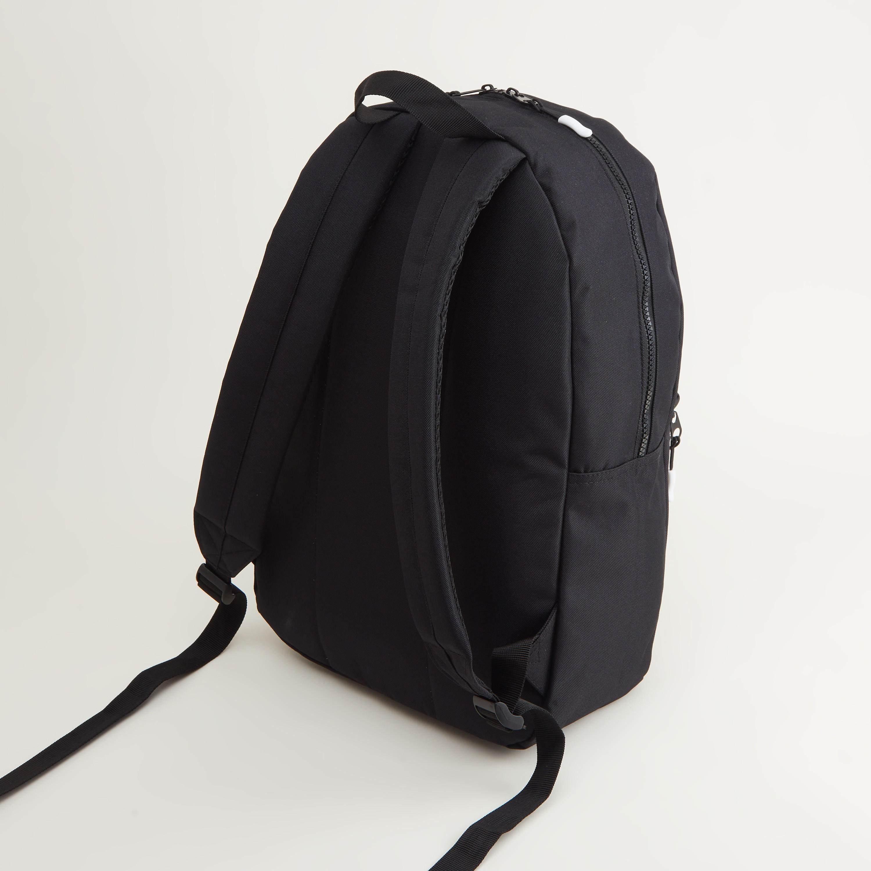 شنطة ظهر بحمالات قابلة للتعديل و طبعات من كابا-men-bags-image-4