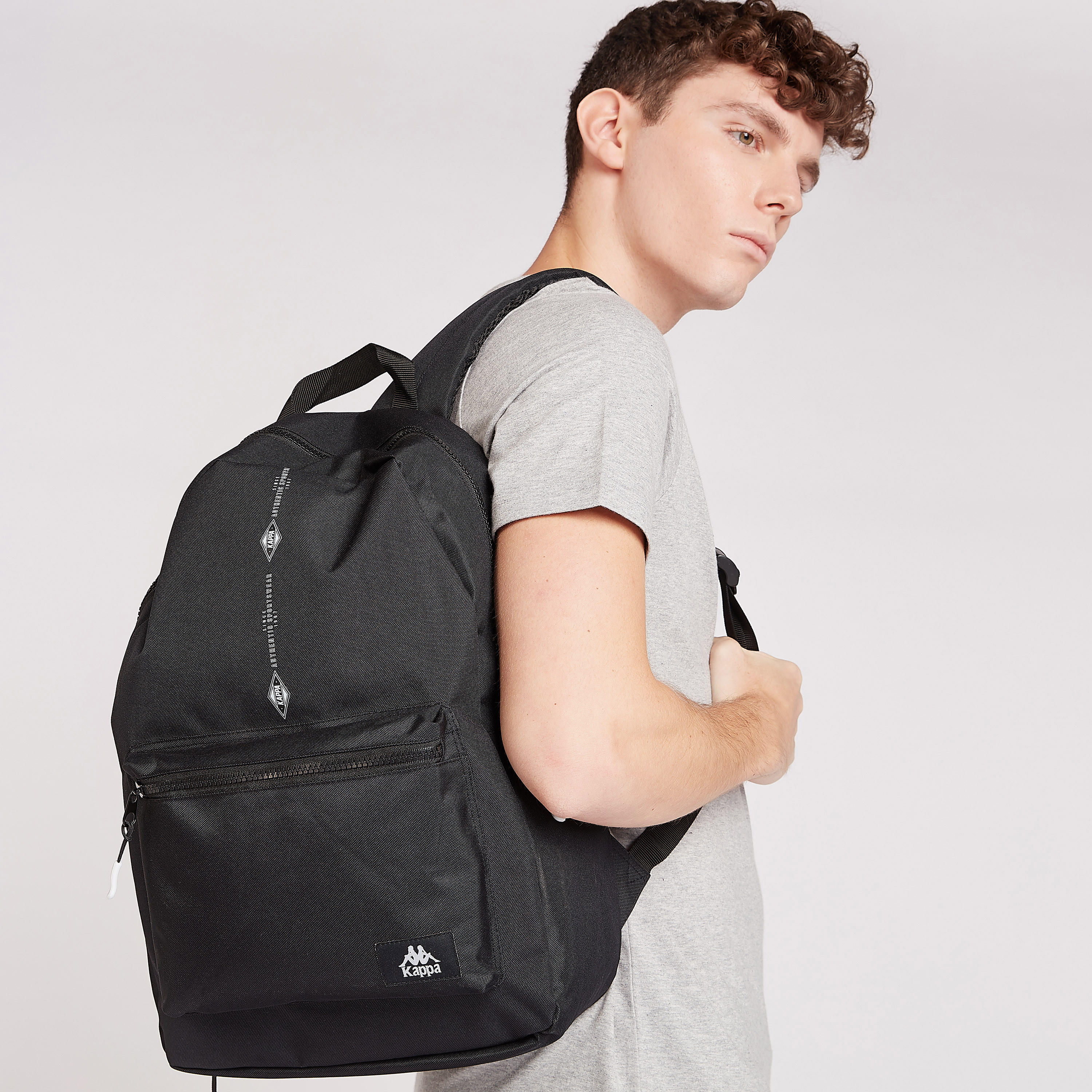 شنطة ظهر بحمالات قابلة للتعديل و طبعات من كابا-men-bags-image-1