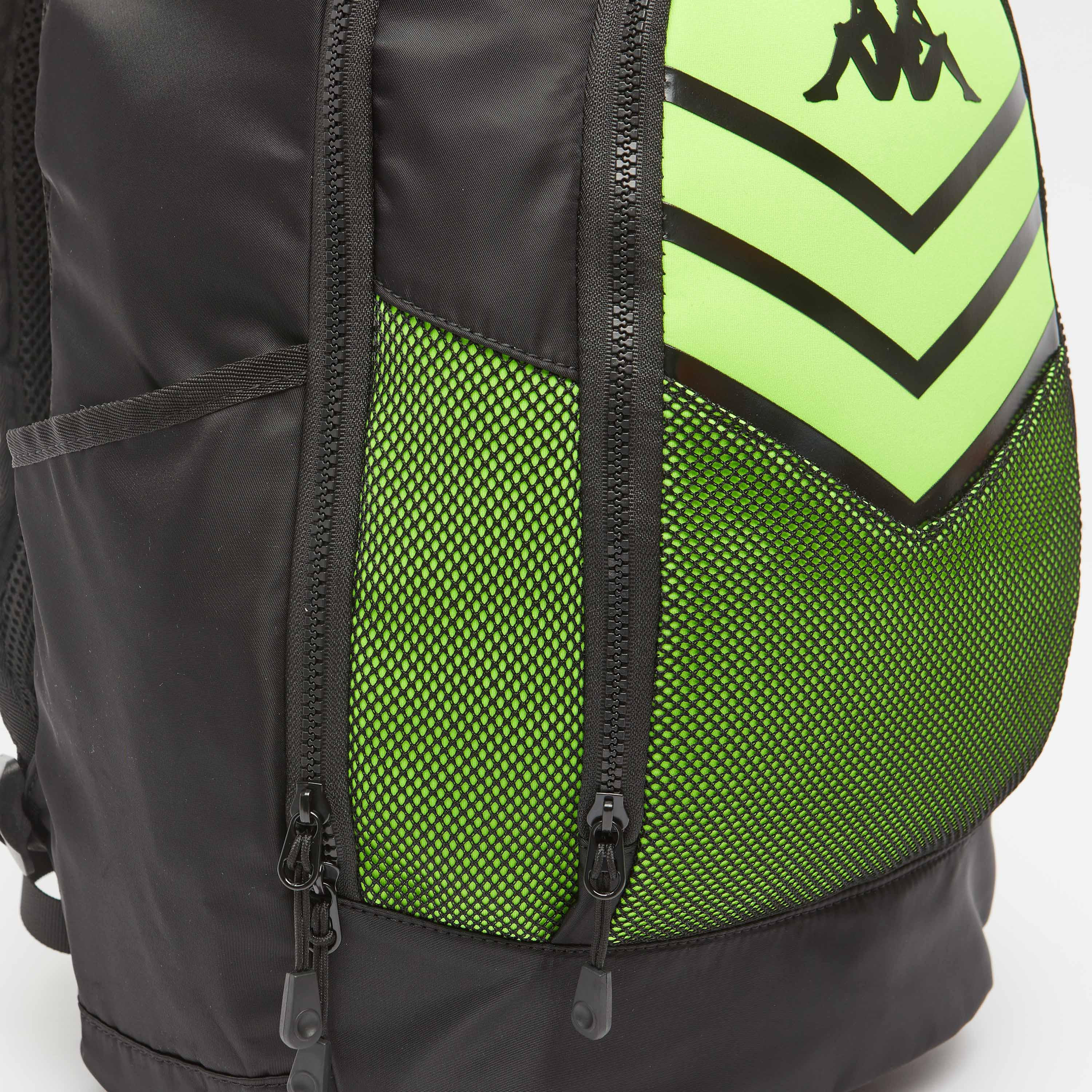 شنطة ظهر بطبعات وحمّالات كتف قابلة للتعديل سحَاب علوي من كابا-men-bags-image-3