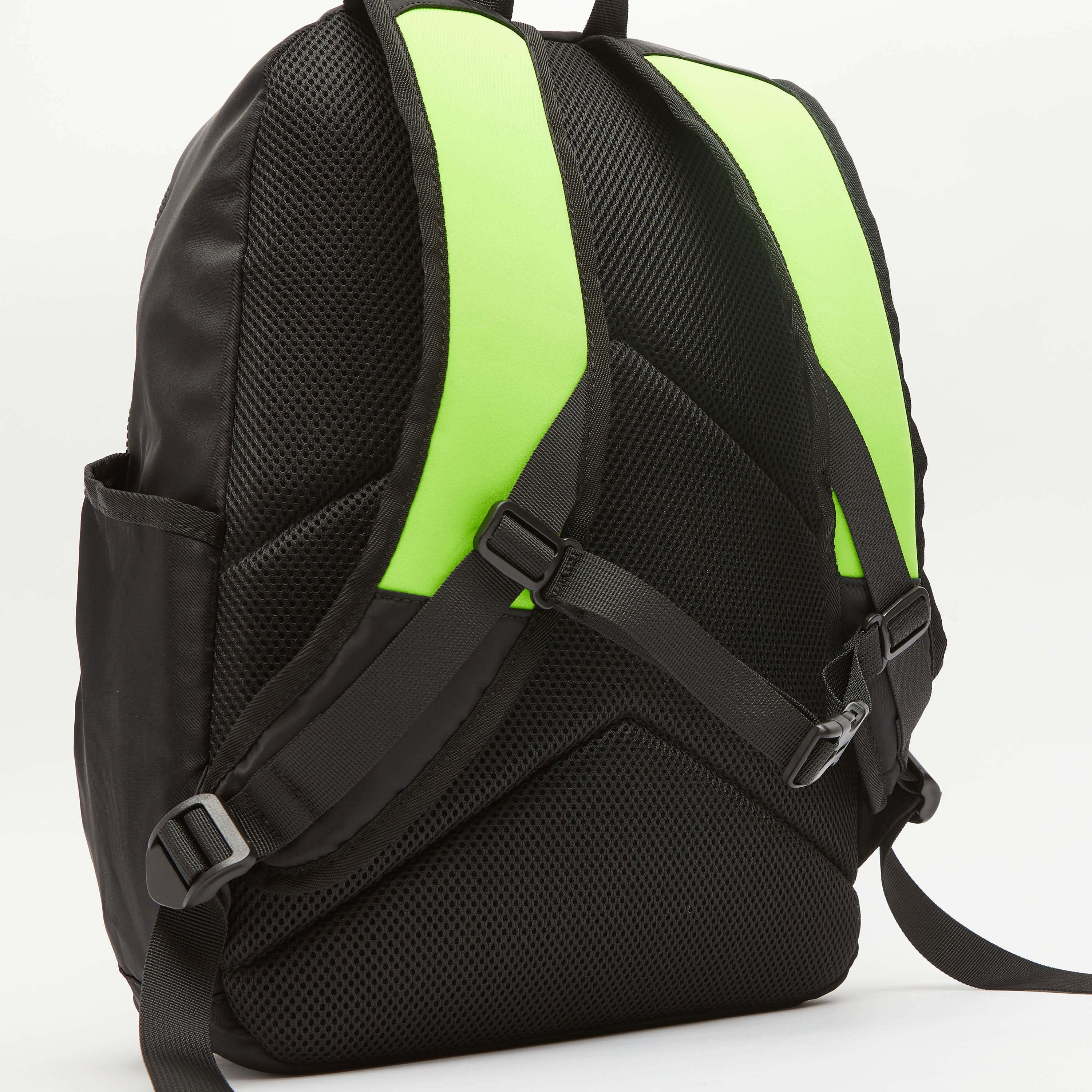 شنطة ظهر بطبعات وحمّالات كتف قابلة للتعديل سحَاب علوي من كابا-men-bags-image-2