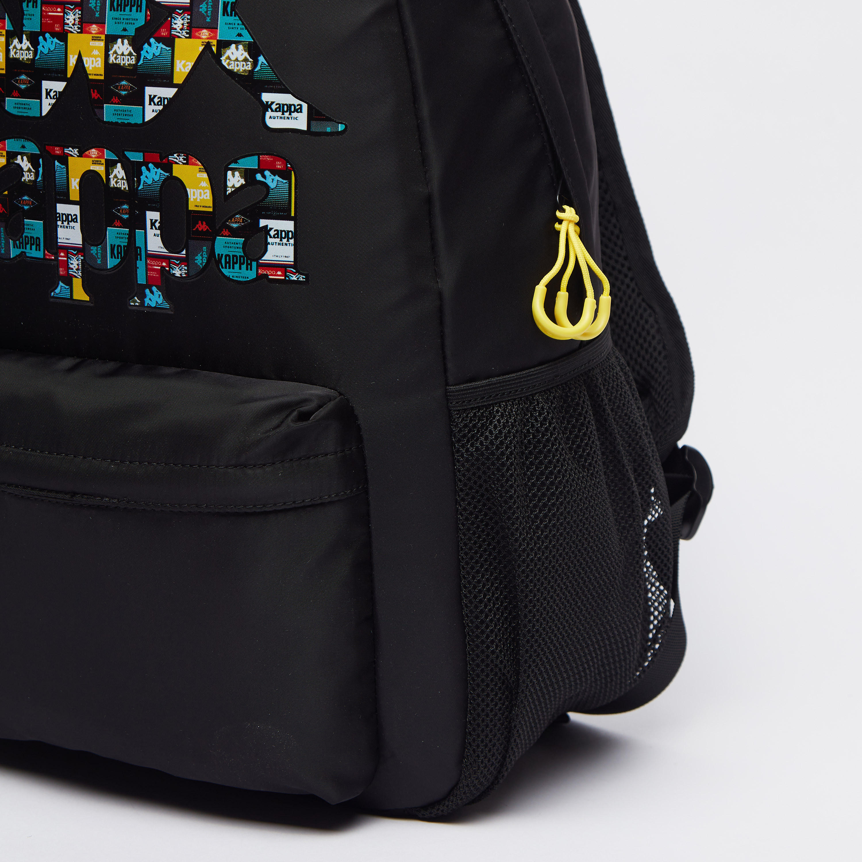 شنطة ظهر بسحّاب إغلاق وحمّالات قابلة للتعديل وطبعات من كابا-men-bags-image-3
