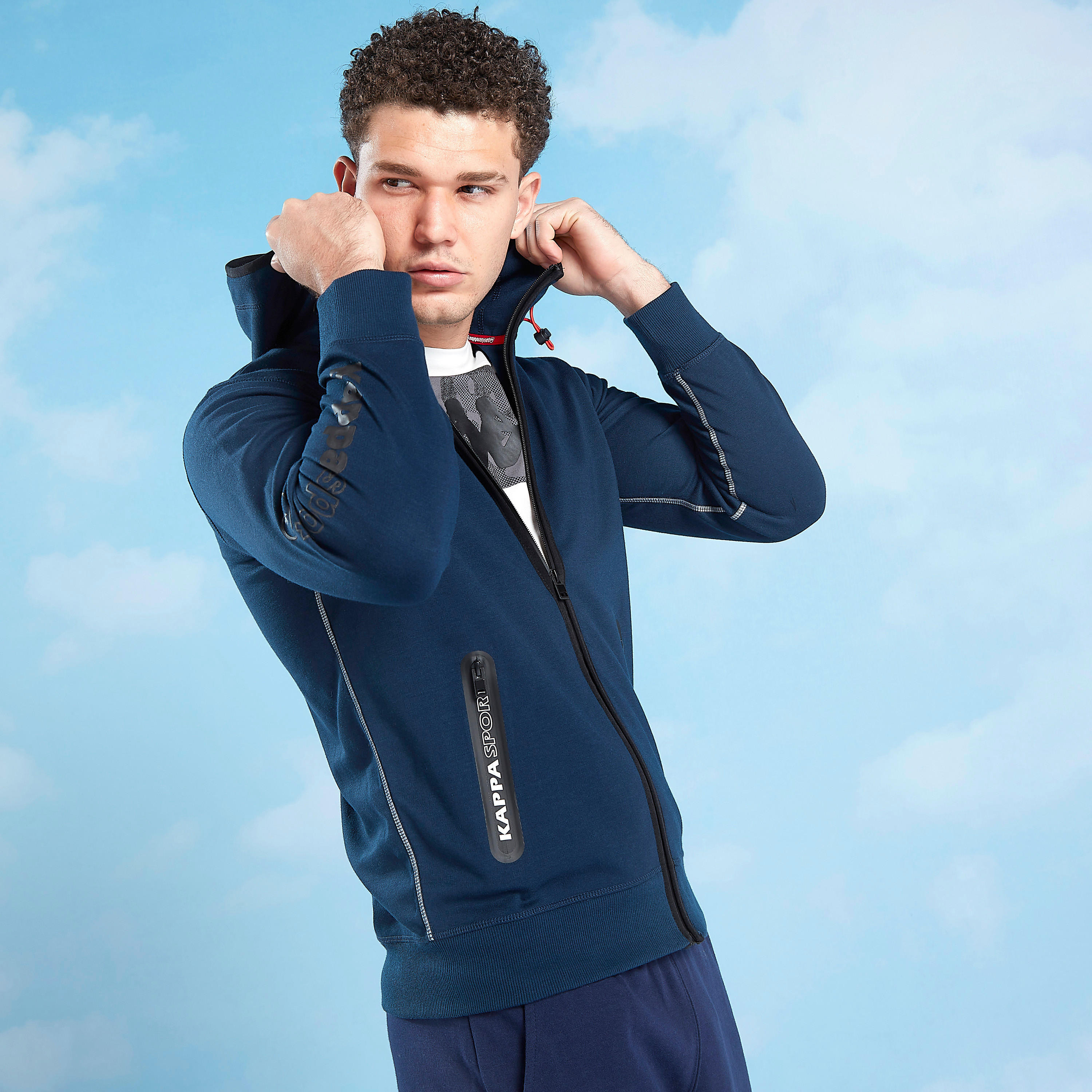 جاكيت قبعة وأكمام طويلة وجيوب بسحّاب إغلاق من كابا-men-winterwear-hoodiesandsweatshirts-image-1