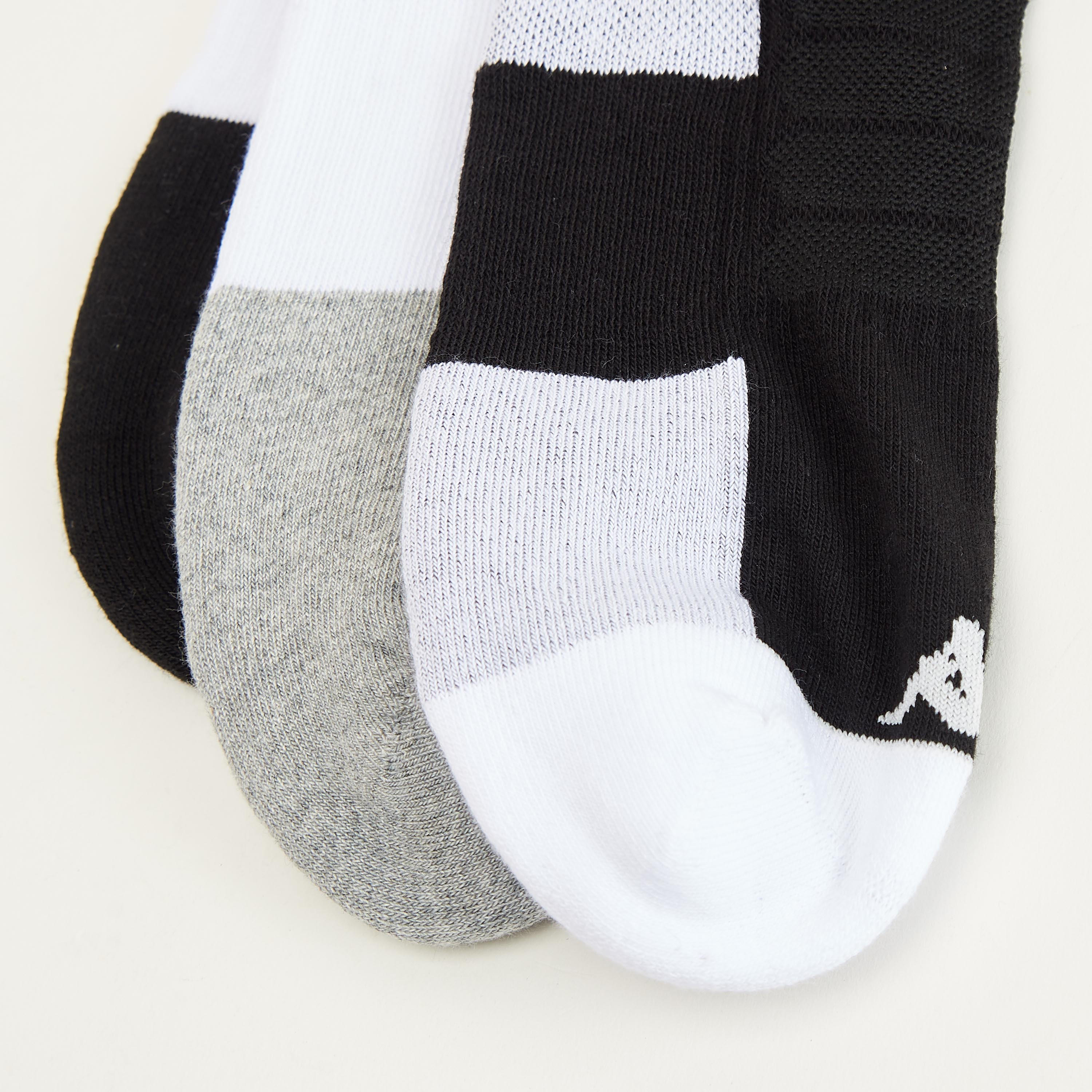 جوارب بطول الكاحل وبتفاصيل شعار من كابا - طقم من 3 أزواج-men-socks-image-4